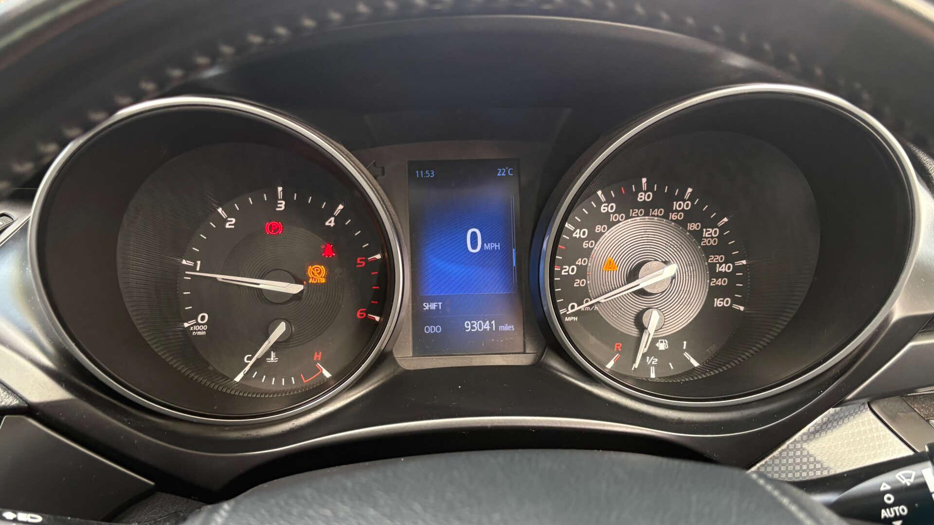 Toyota Avensis view 15