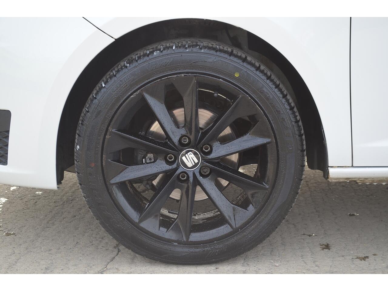Seat Ibiza view 36