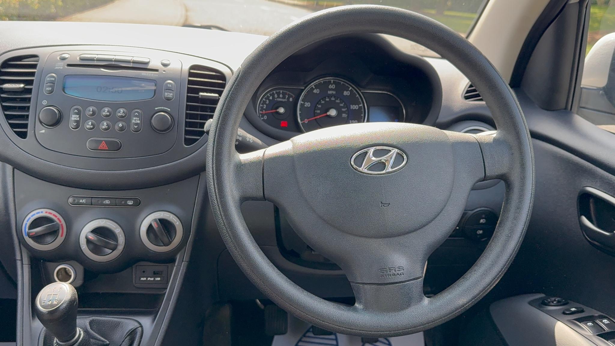 2013 Hyundai i10 1.2 Active Euro 5 5dr • 42,750 miles image 35