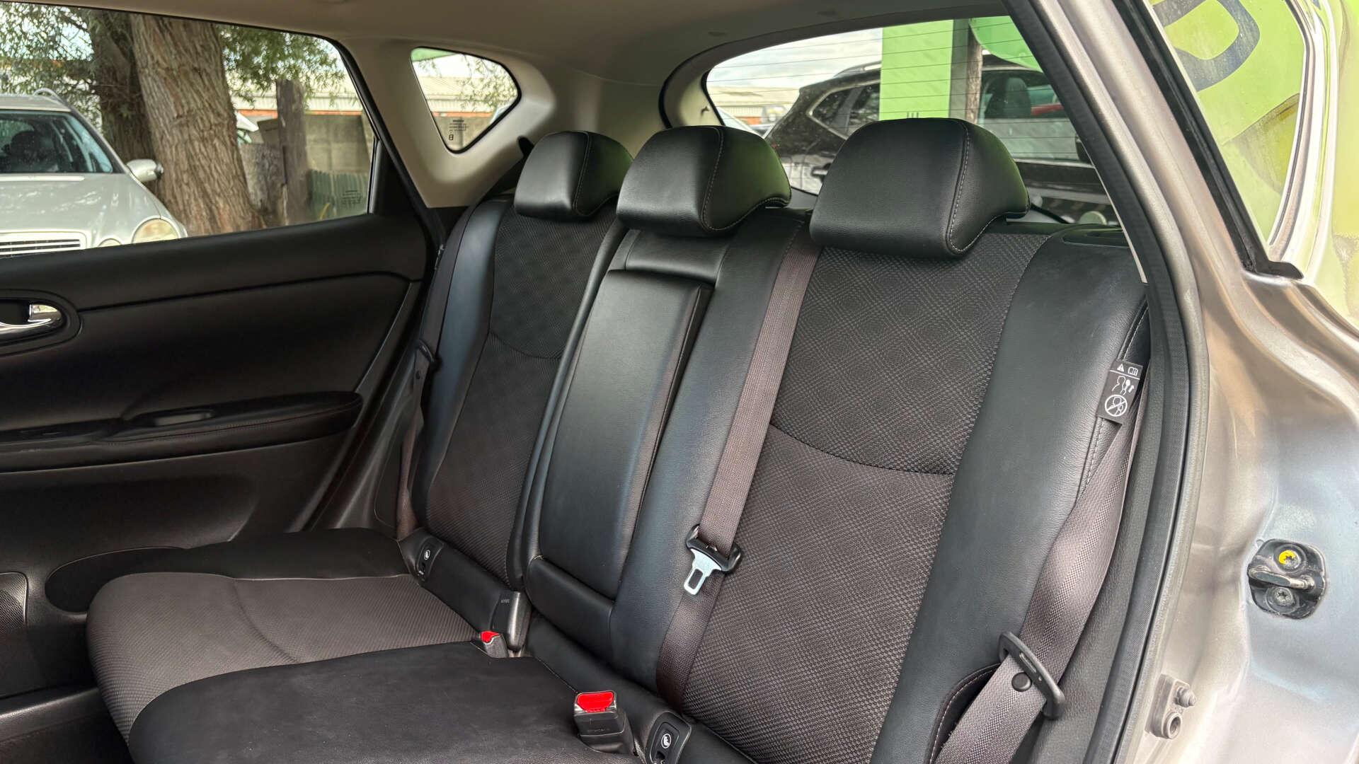 Nissan Pulsar view 3