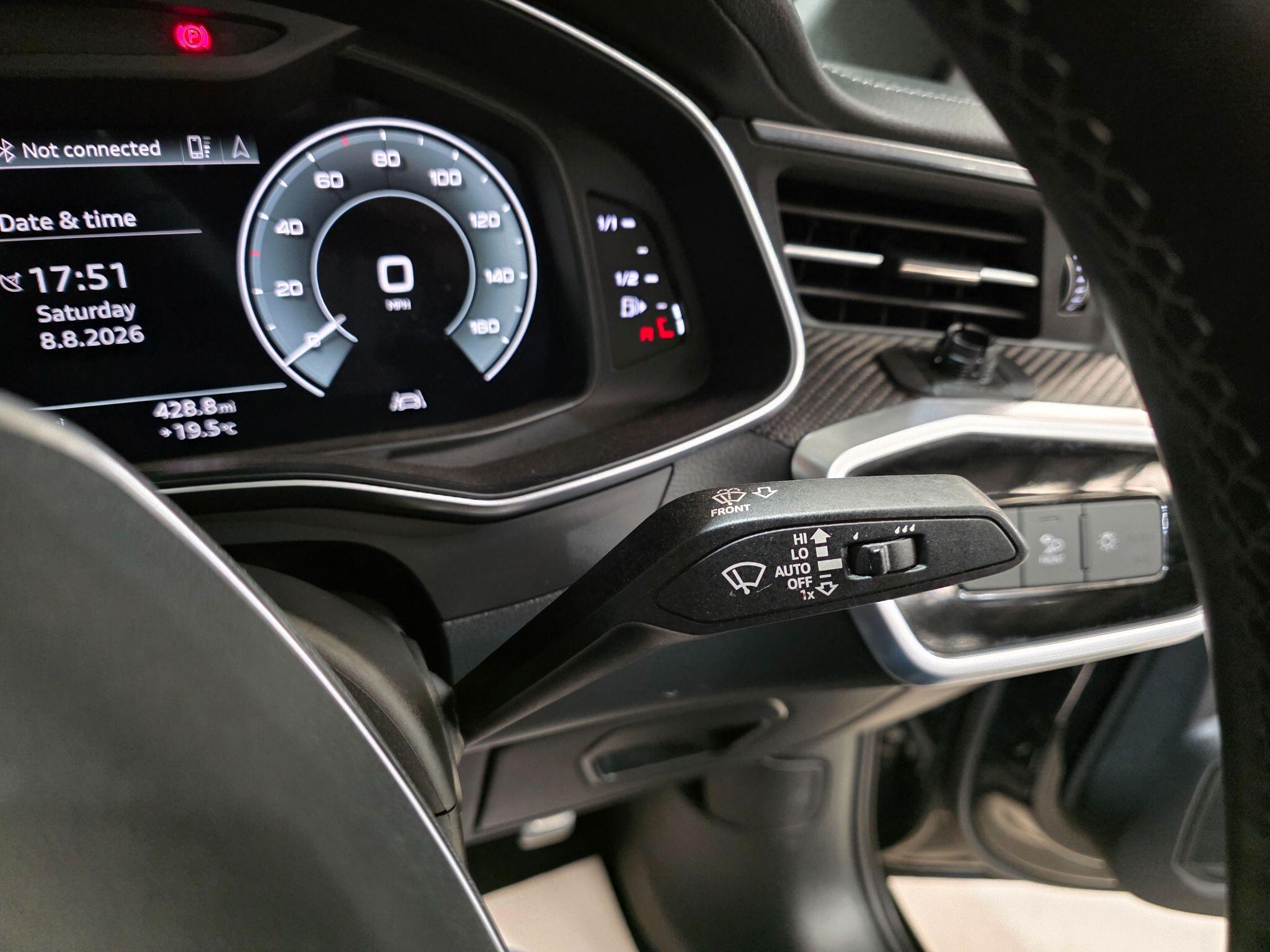 Audi A6 Saloon view 24