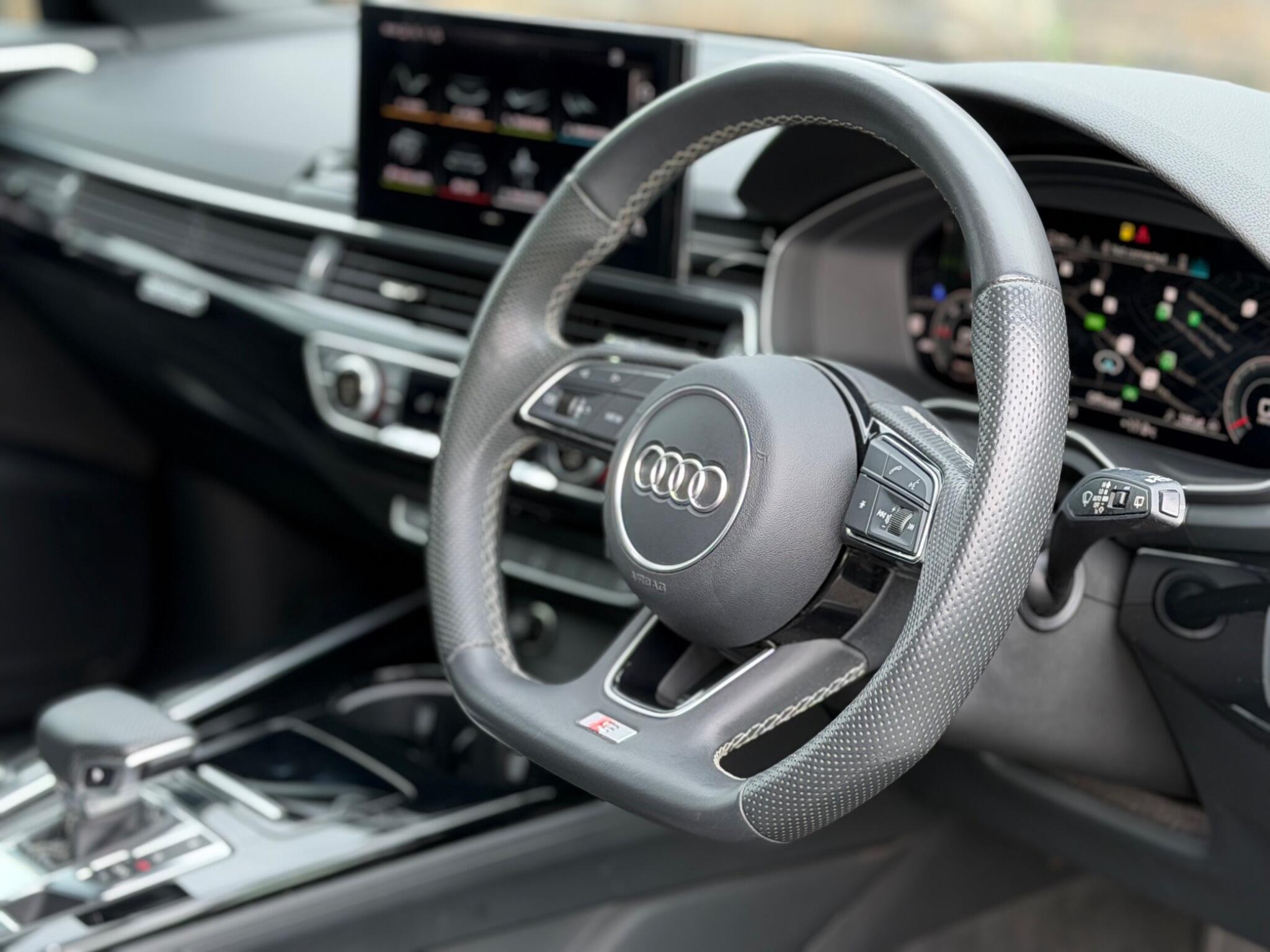 Audi A4 view 12