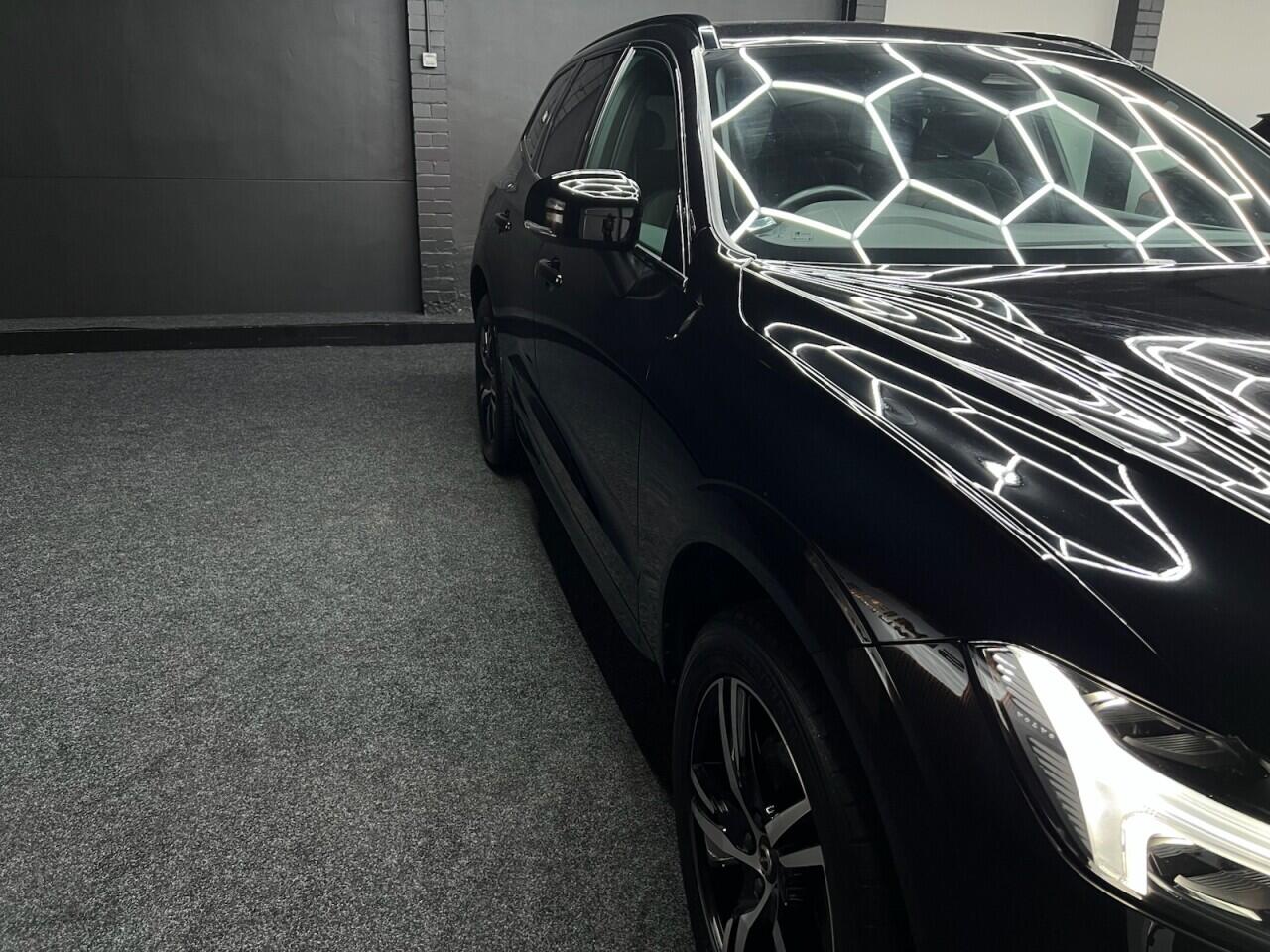 Volvo XC60 view 17