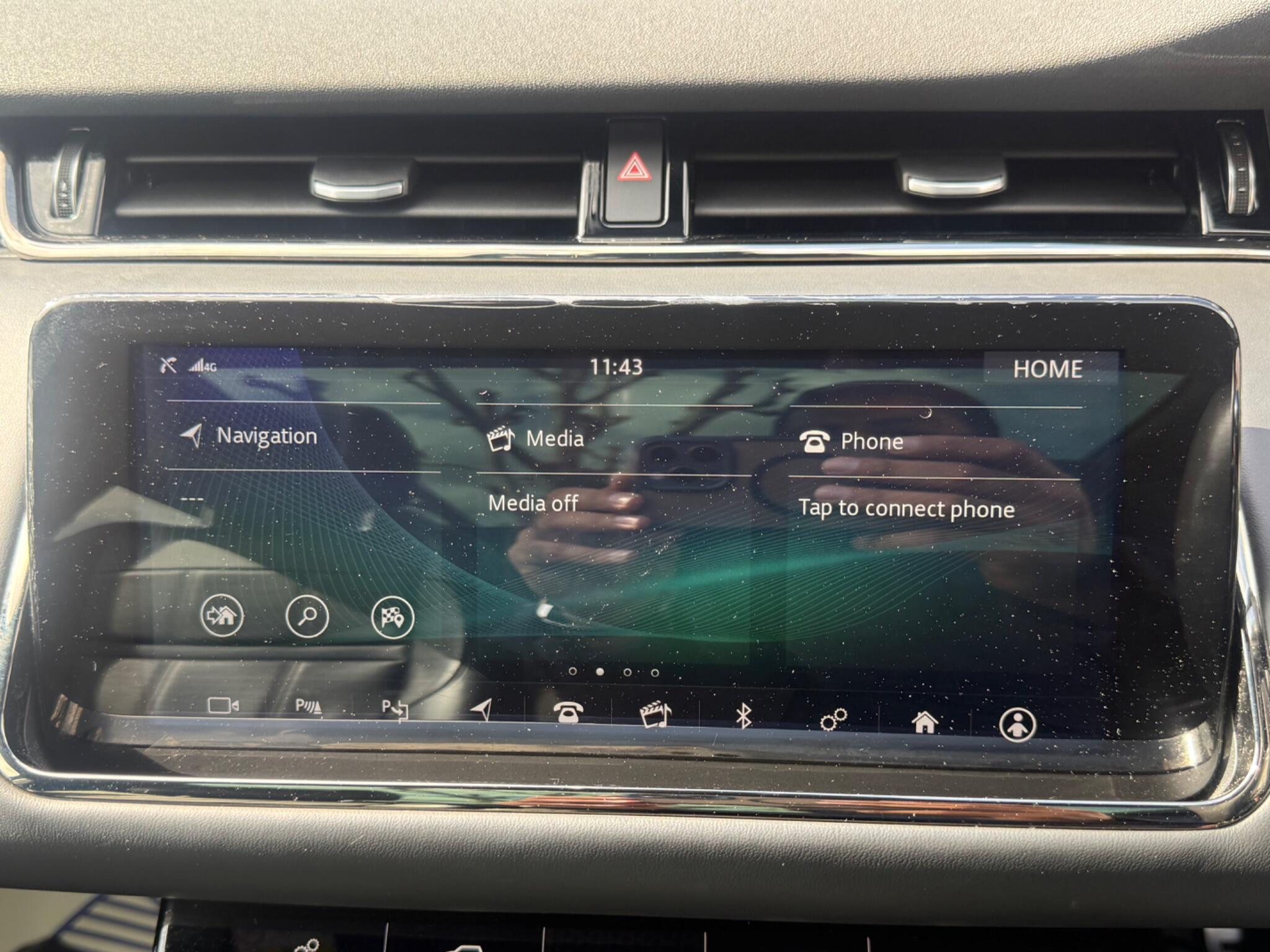 Land Rover Range Rover Evoque view 23