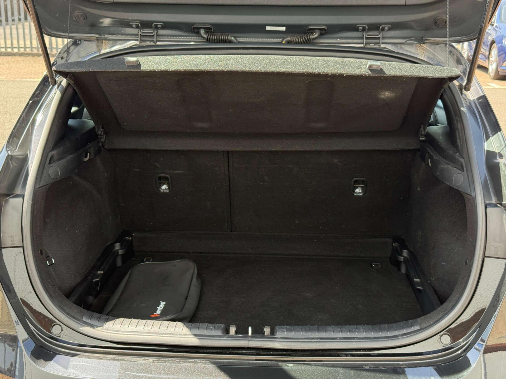 Kia Ceed view 55