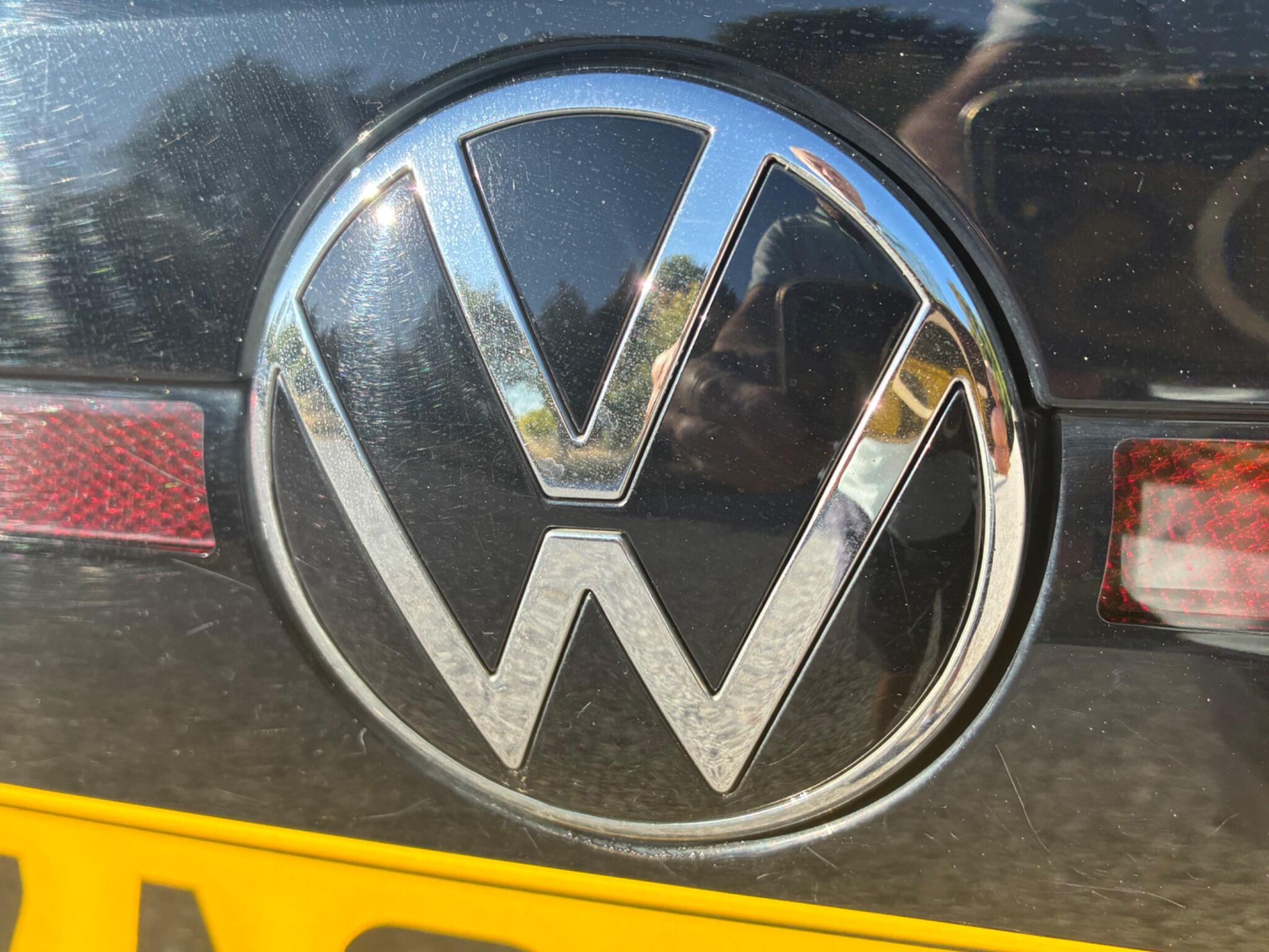 Volkswagen T-Cross view 8