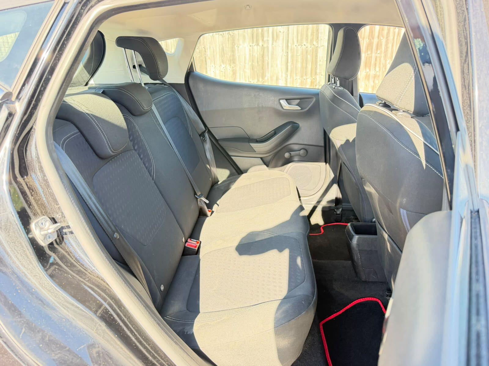 Ford Fiesta view 12