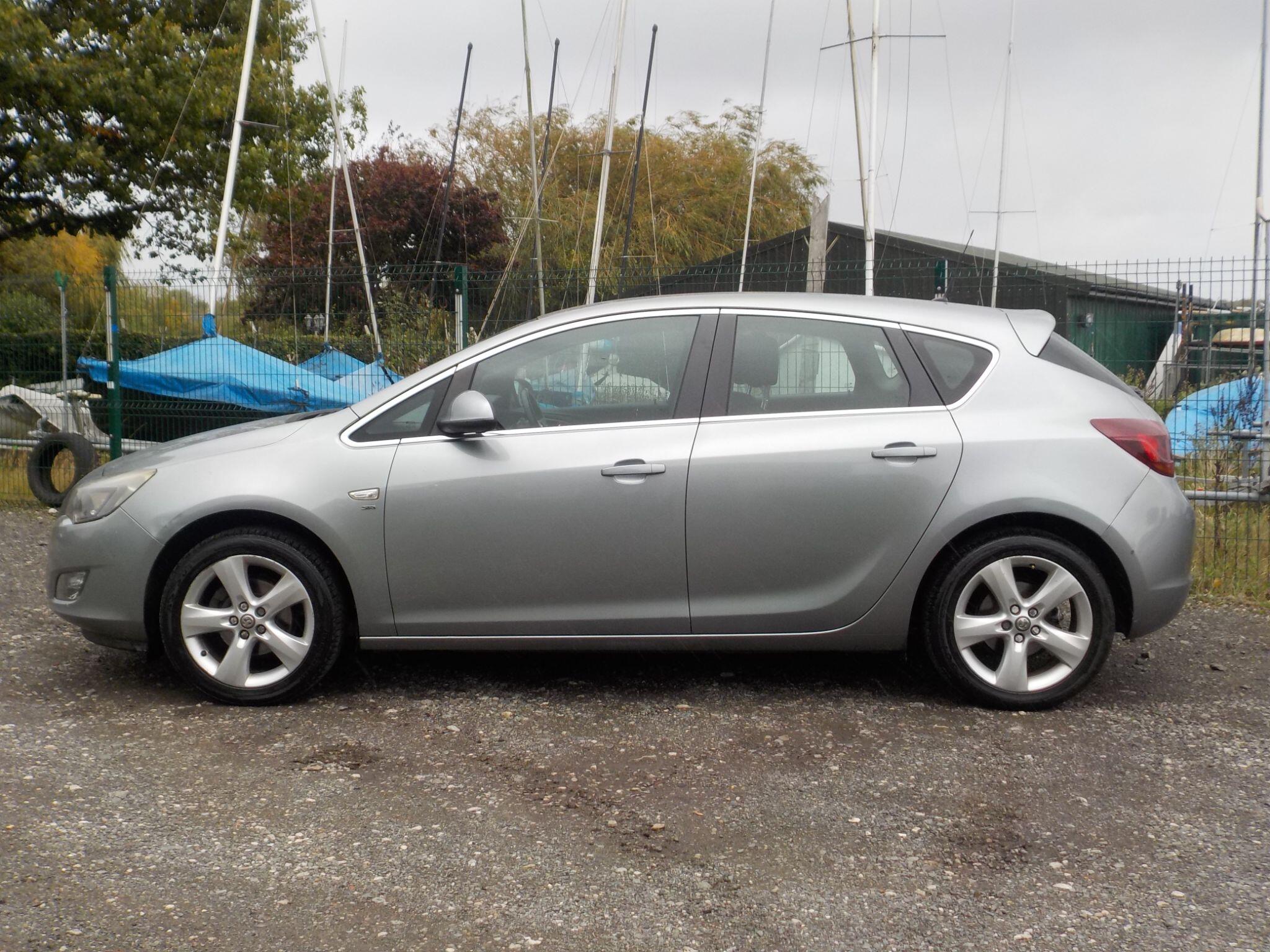 Vauxhall Astra 1.4 16v SRi Euro 5 5dr