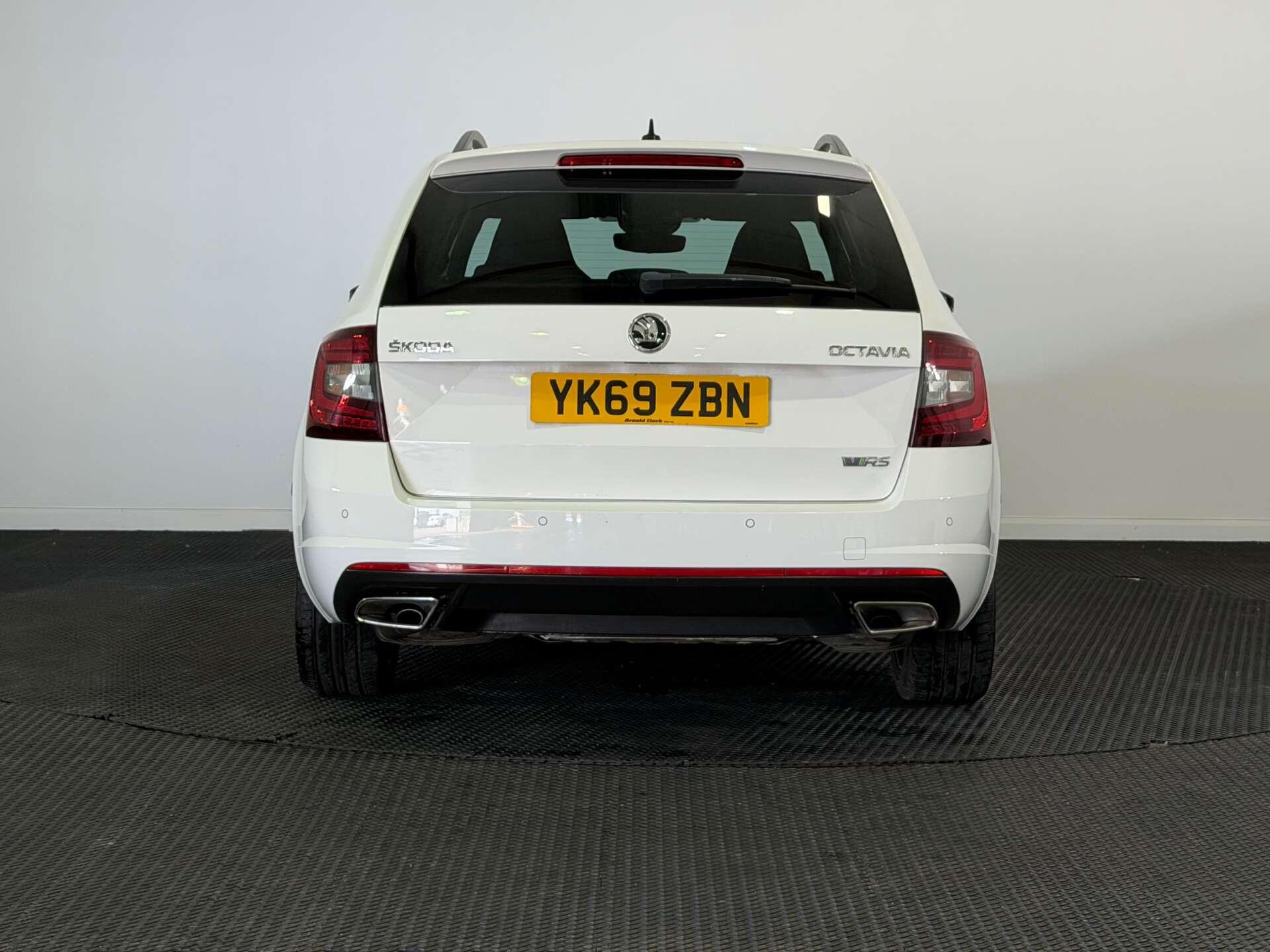 Skoda Octavia view 6