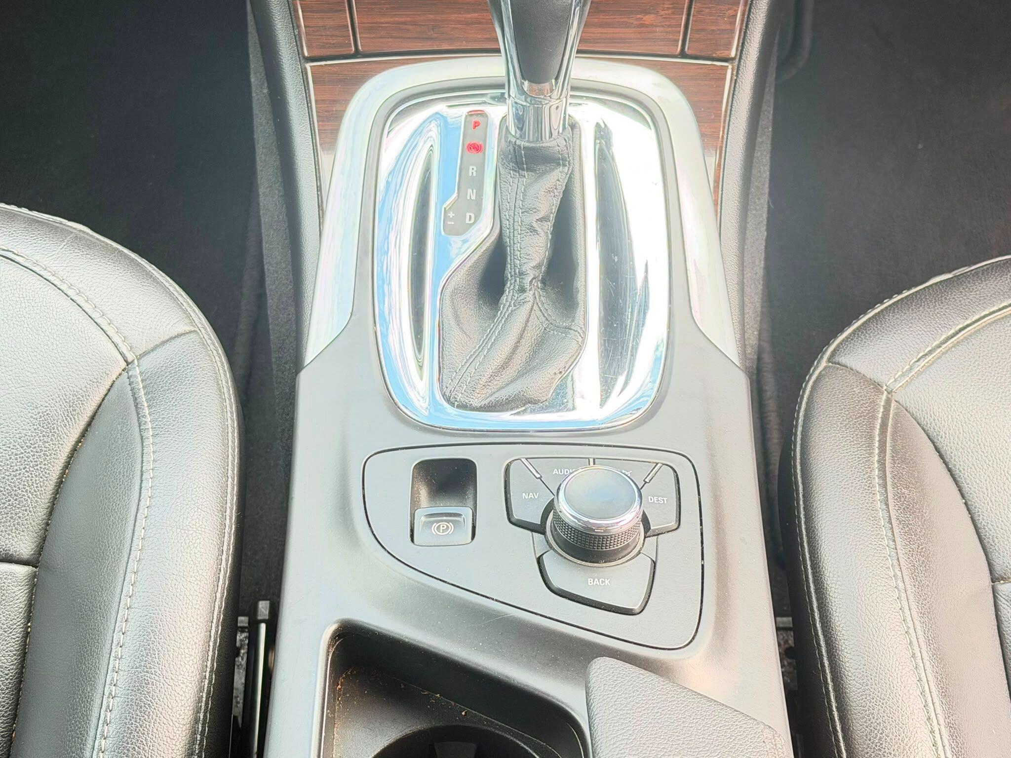 Vauxhall Insignia view 22