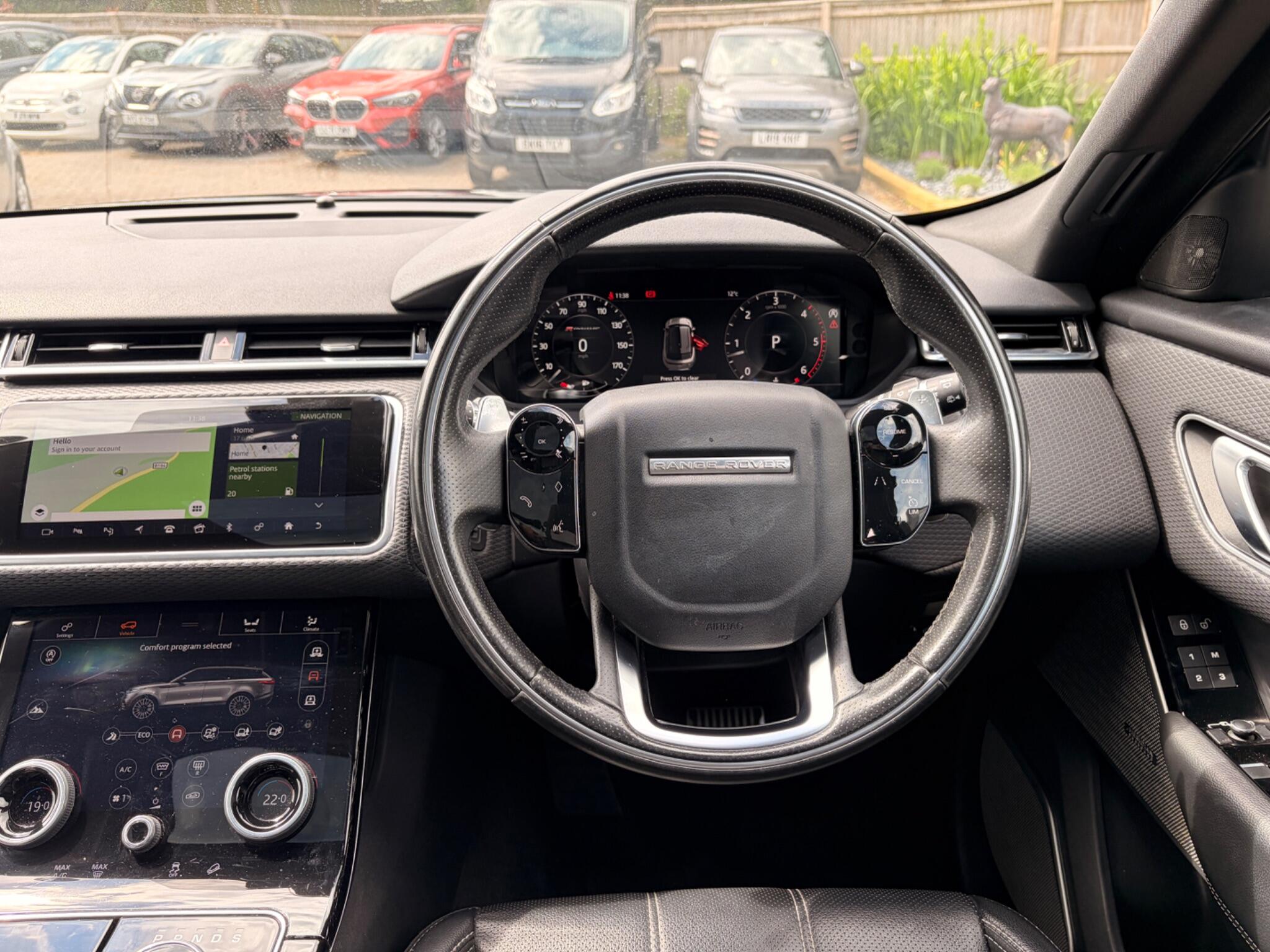 Land Rover Range Rover Velar view 14