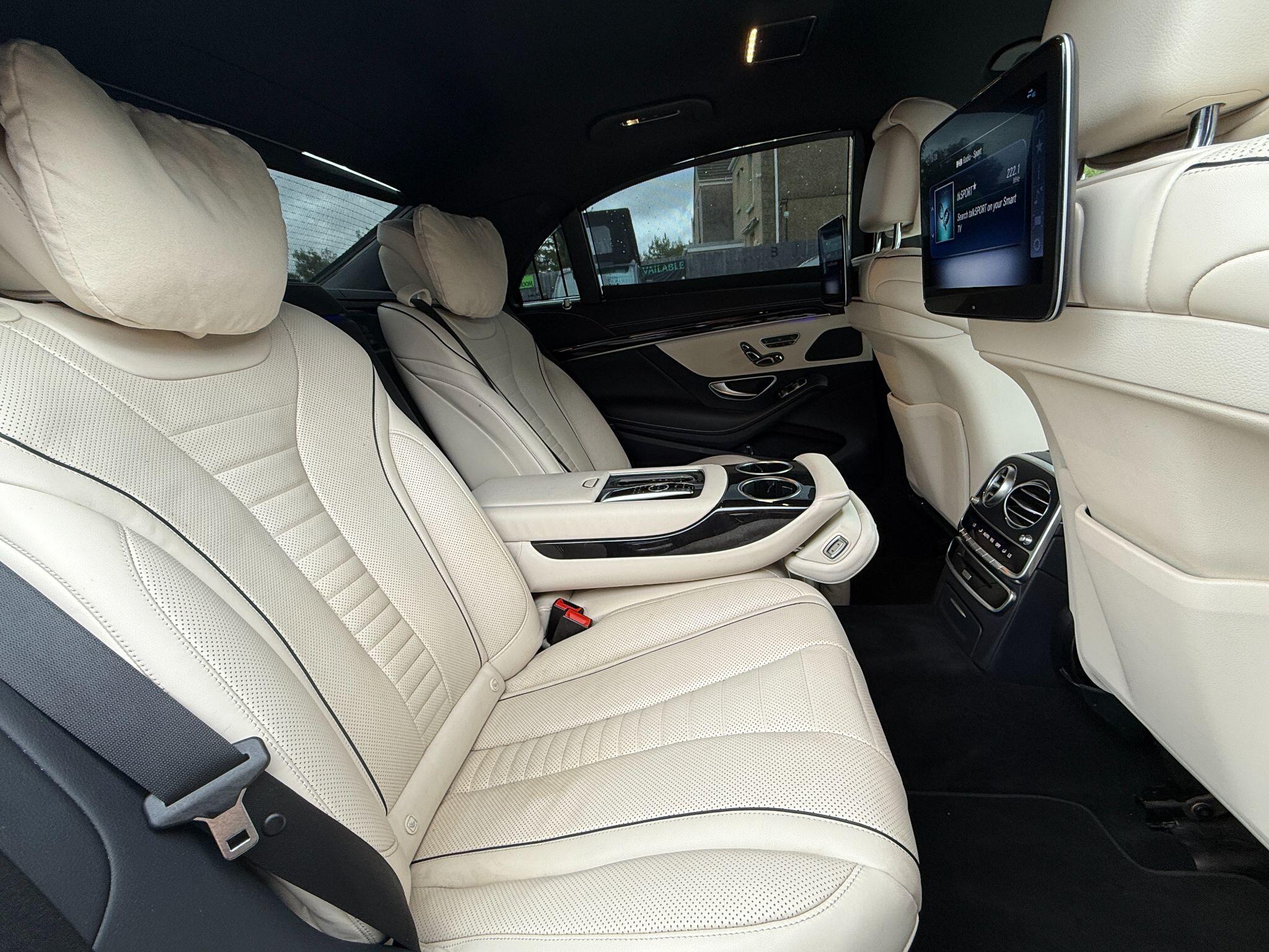 Mercedes-Benz S-Class view 26
