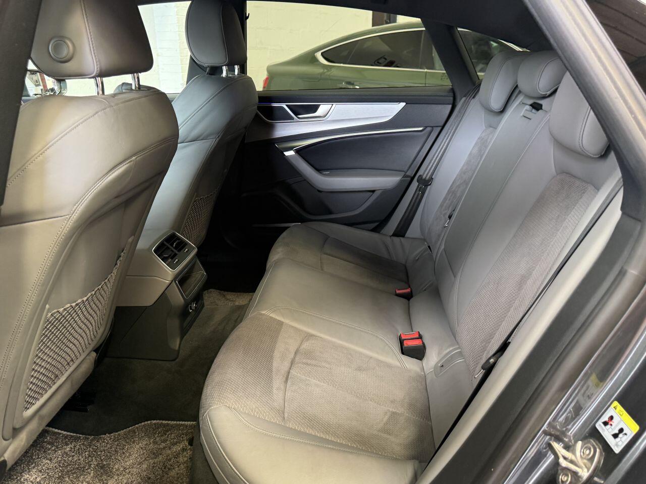 Audi A7 view 61