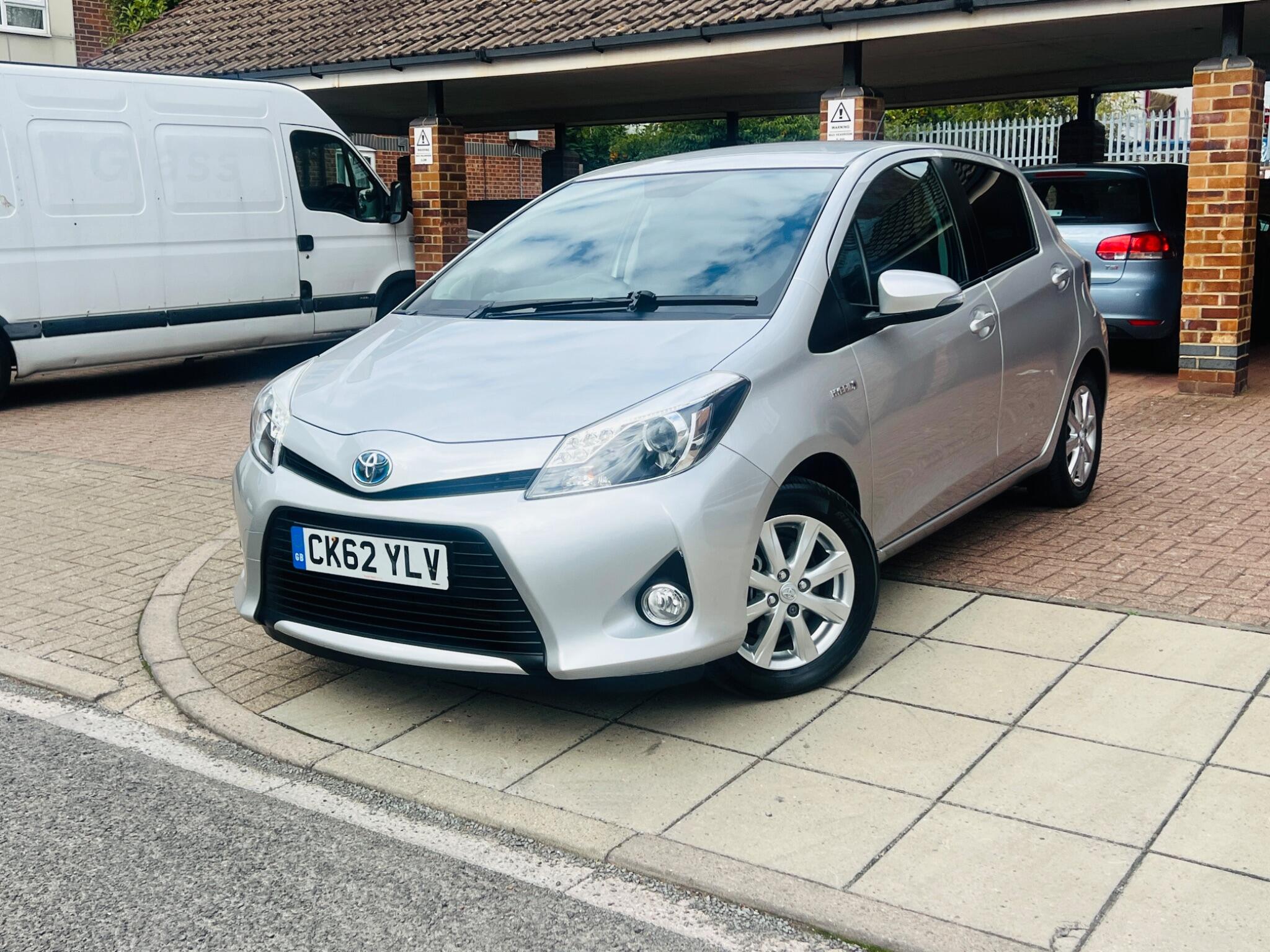 Toyota Yaris view 13