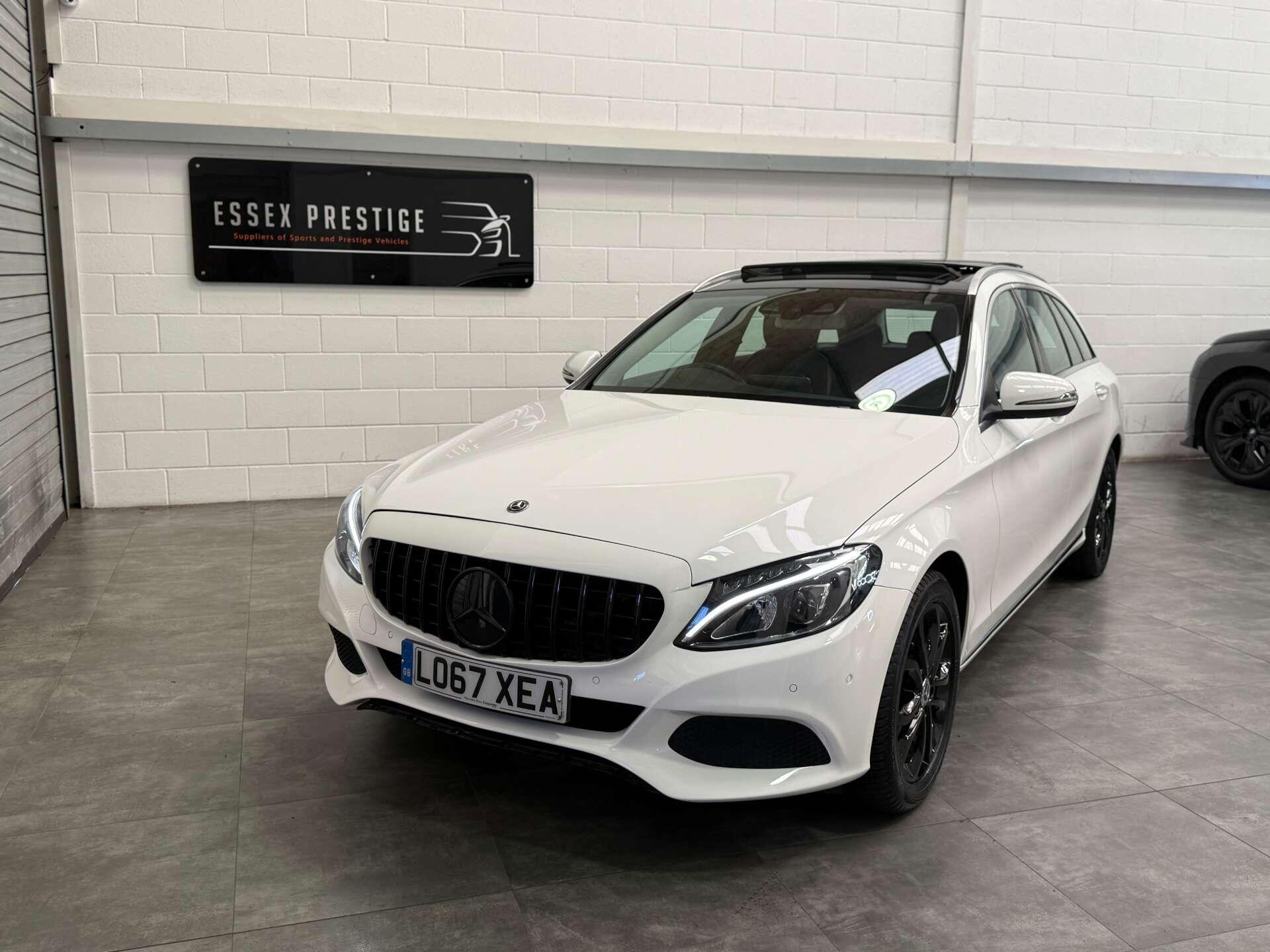 Mercedes-Benz C-Class view 9