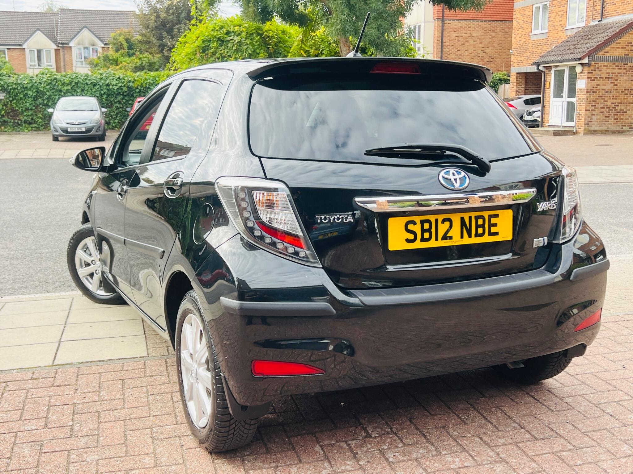 Toyota Yaris view 17