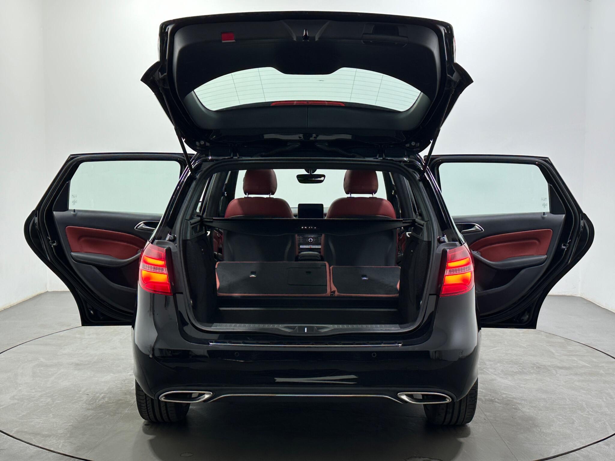 Mercedes-Benz B Class view 45