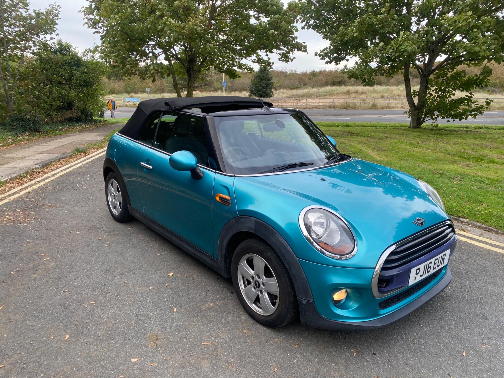 MINI Convertible 1.5 Cooper Euro 6 (s/s) 2dr