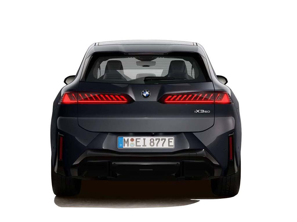 BMW iX3 view 4