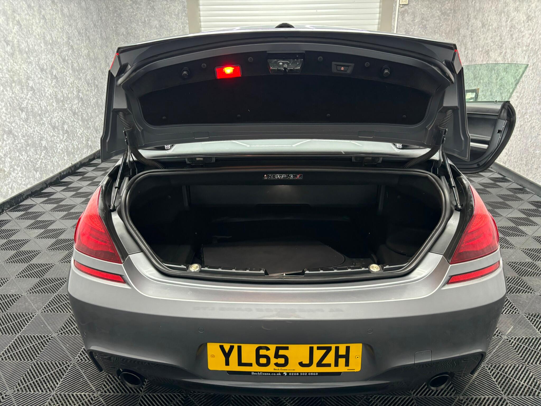 BMW 6 Series view 38