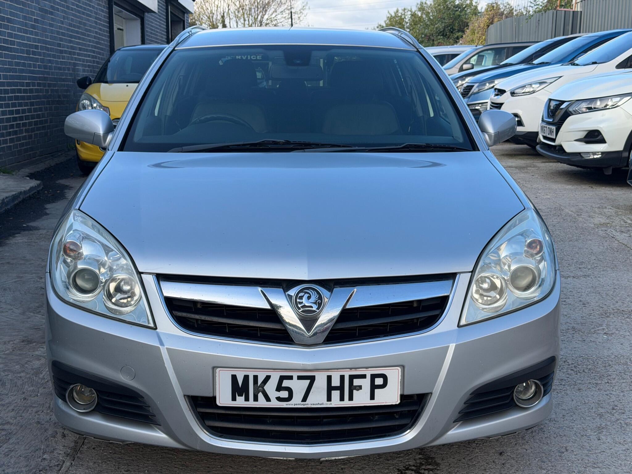 Vauxhall Signum view 2