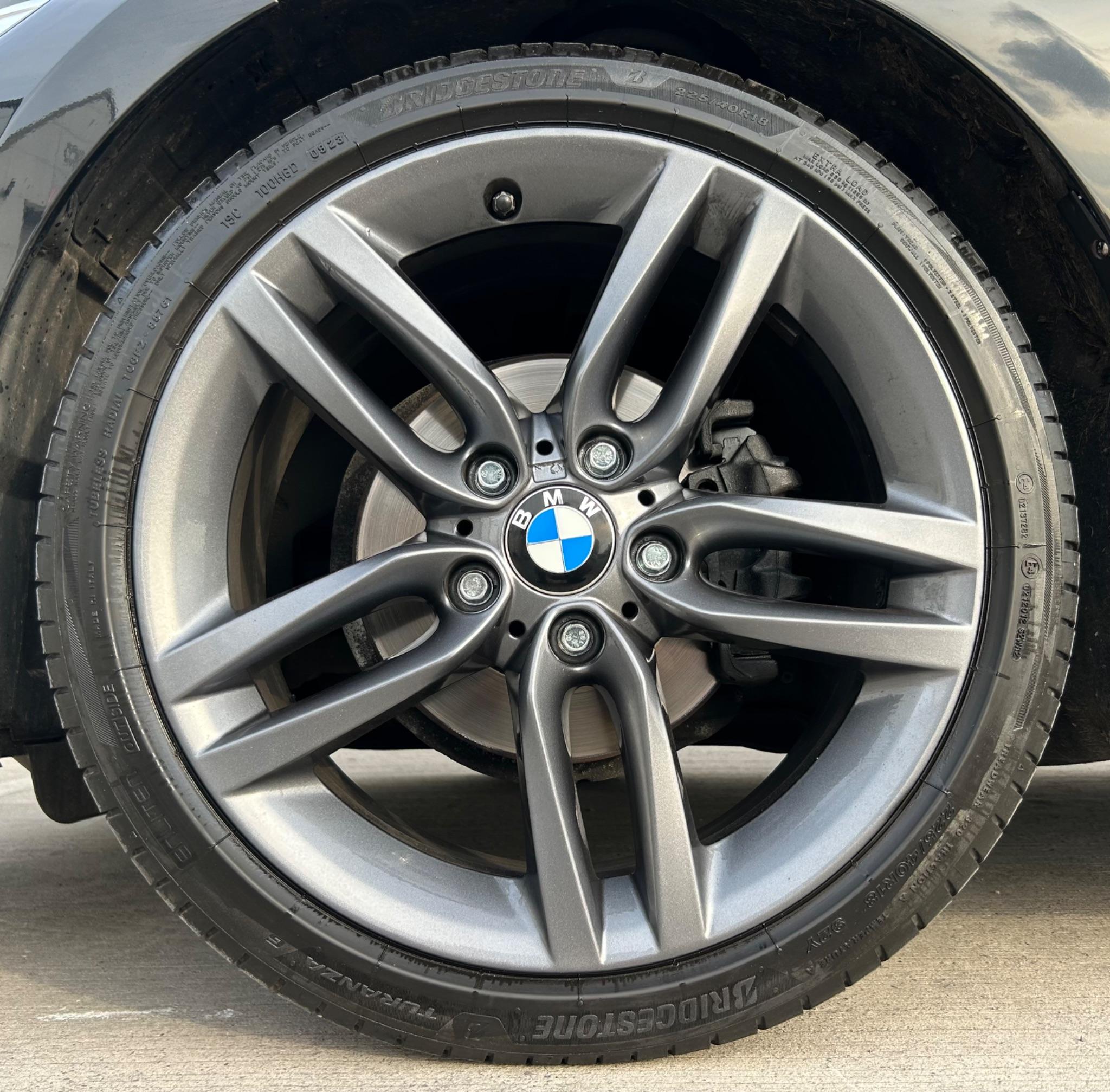 BMW 1 Series view 22