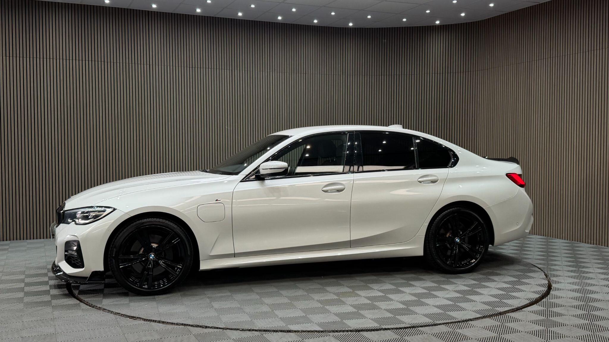 BMW 3 Series view 36