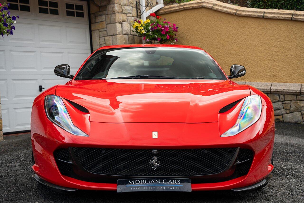 Ferrari 812 view 44