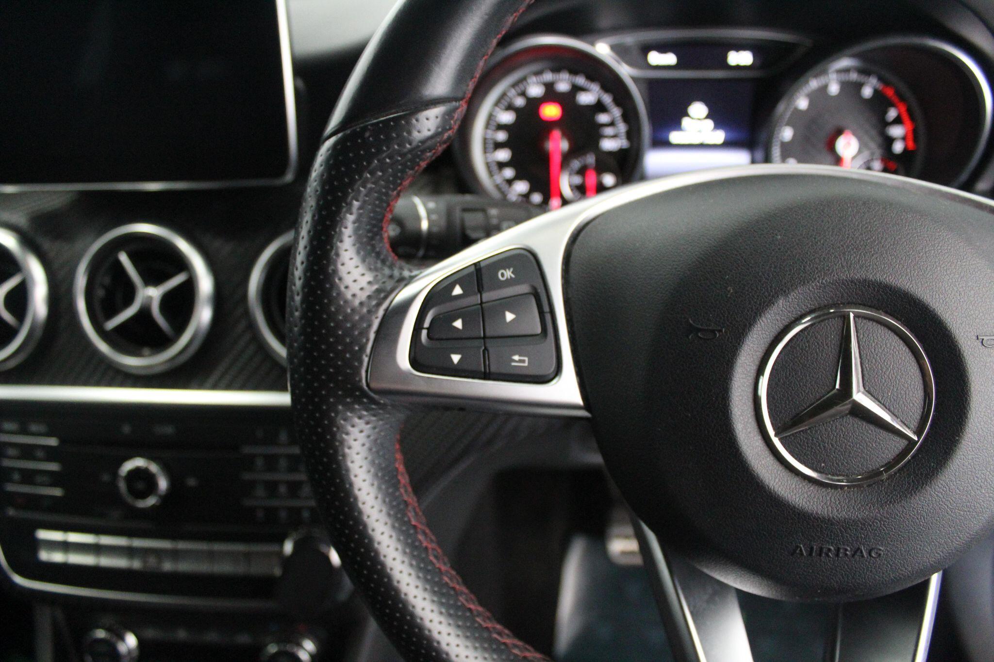 Mercedes-Benz A-Class view 44