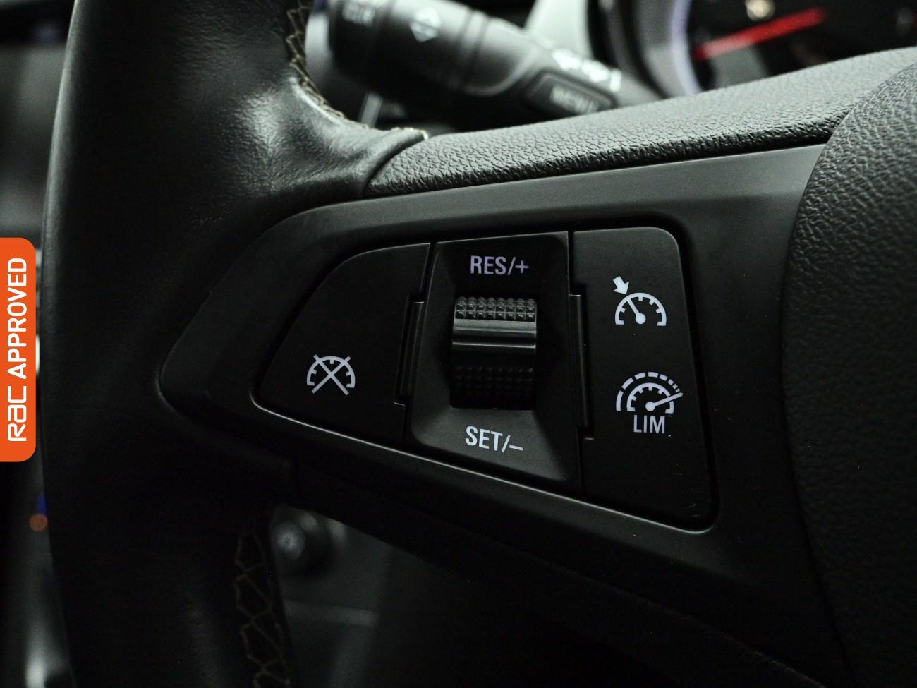 Vauxhall Astra view 23