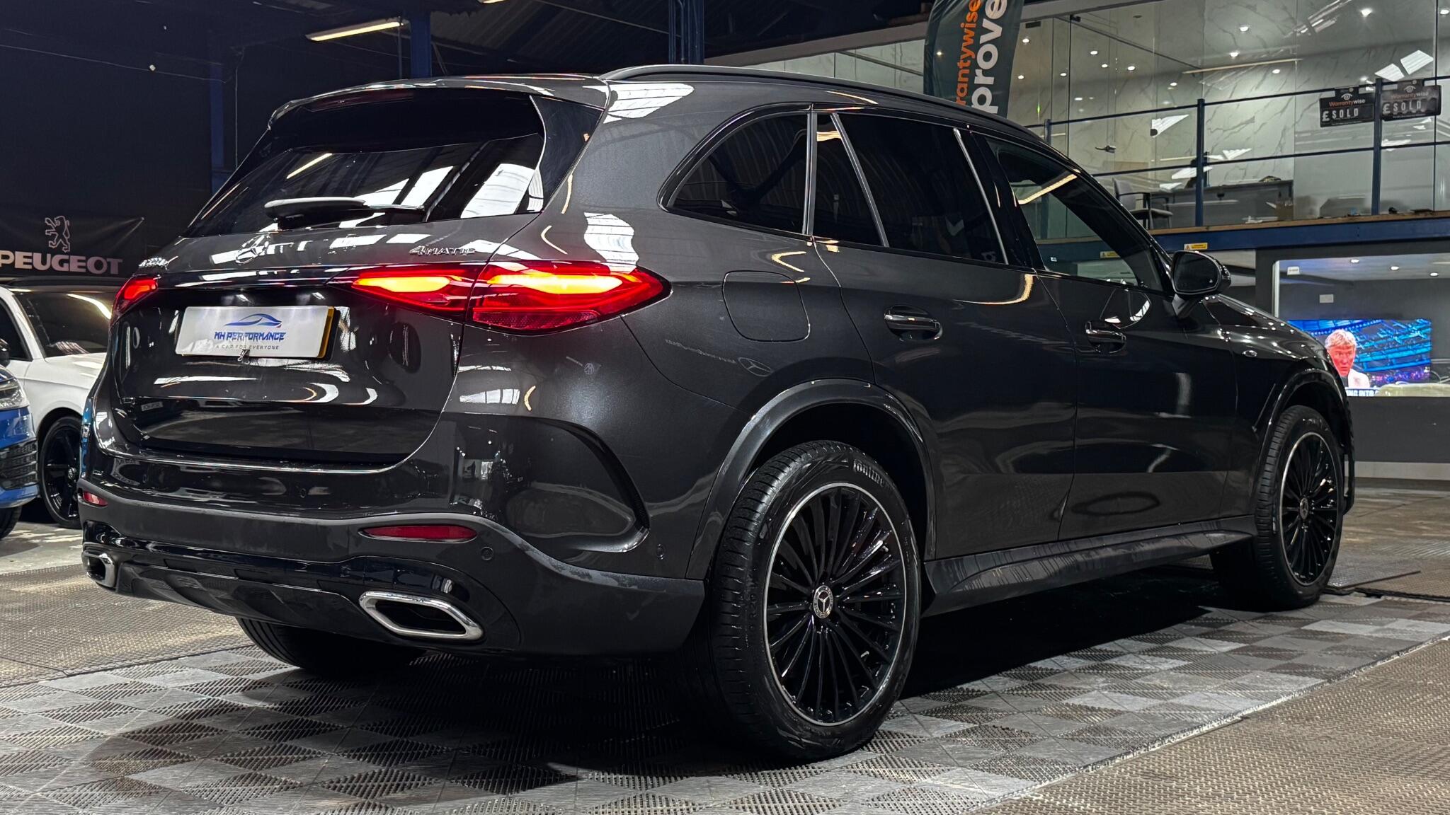 Mercedes-Benz GLC view 73