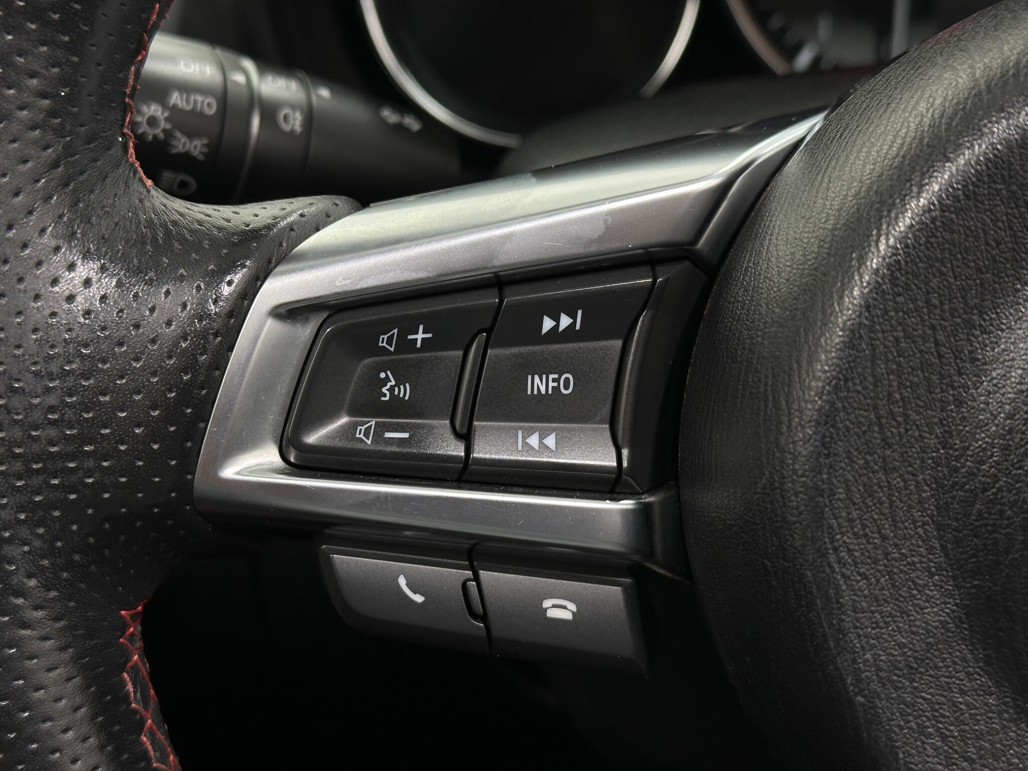 Mazda MX-5 view 15