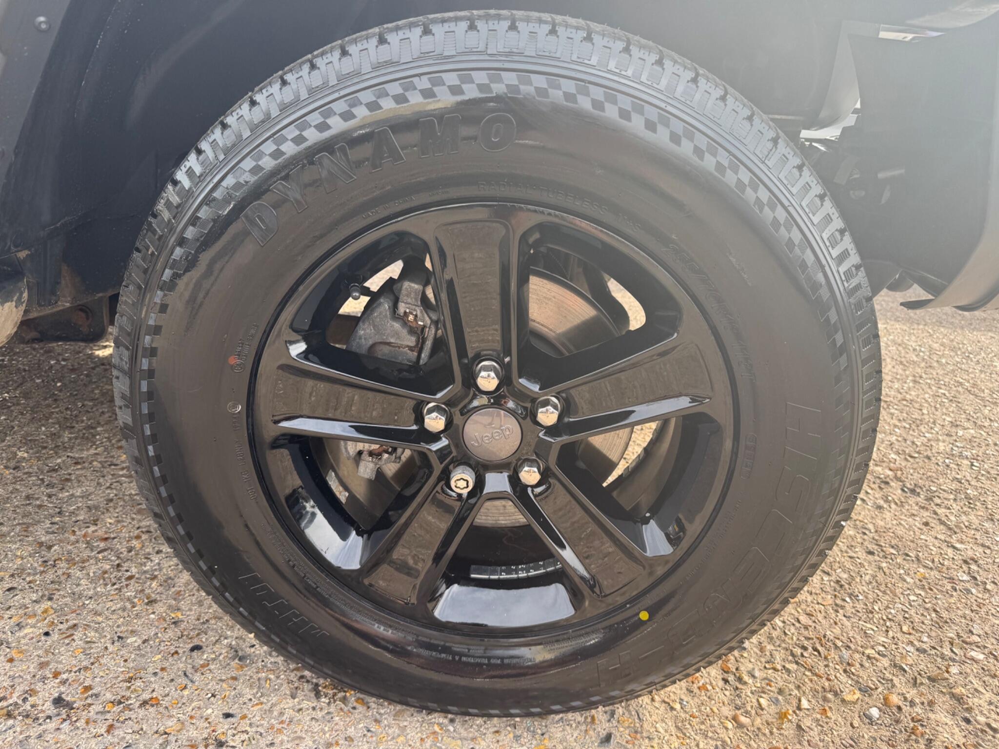 Jeep Wrangler view 36