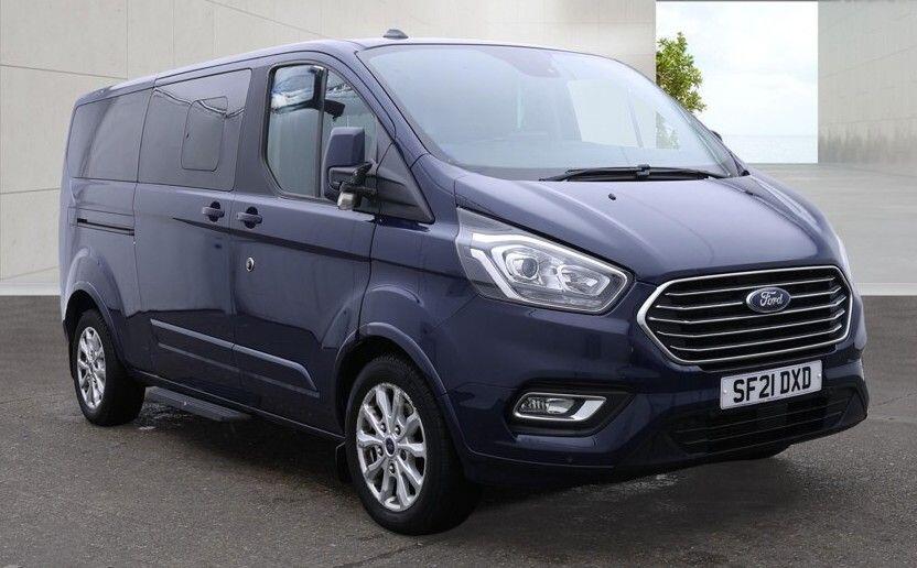 2021 Ford Tourneo Custom in Blue for sale