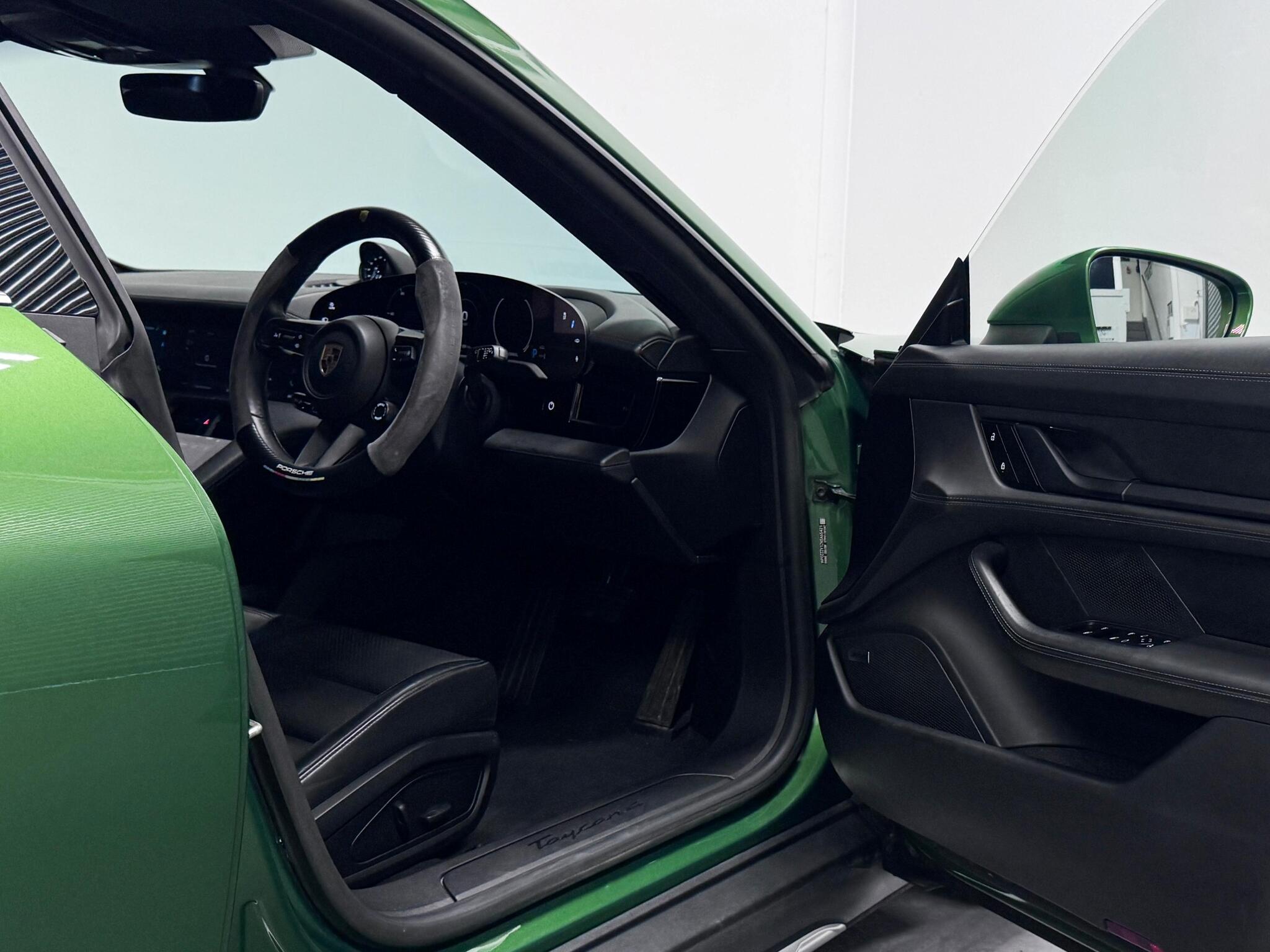 Porsche Taycan view 42