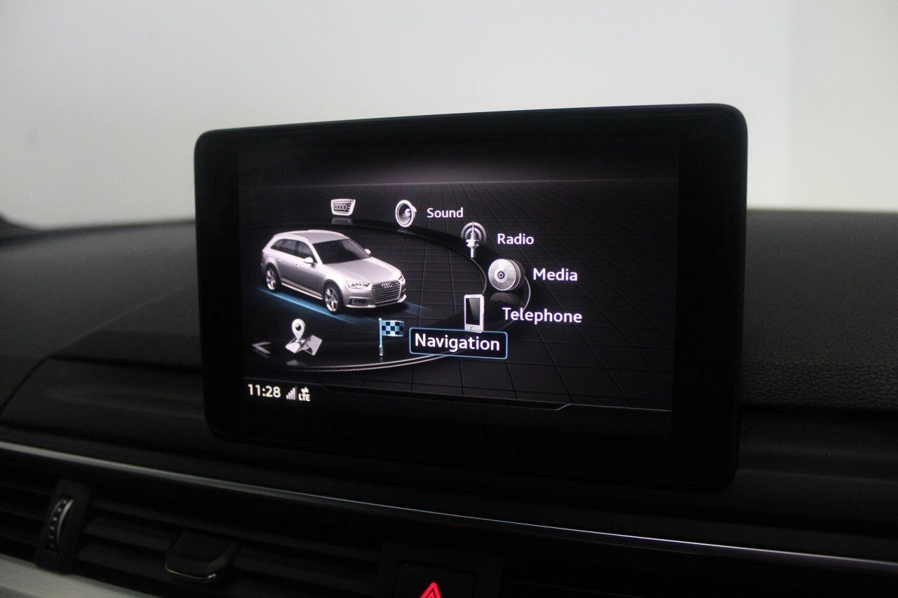 Audi A4 view 42