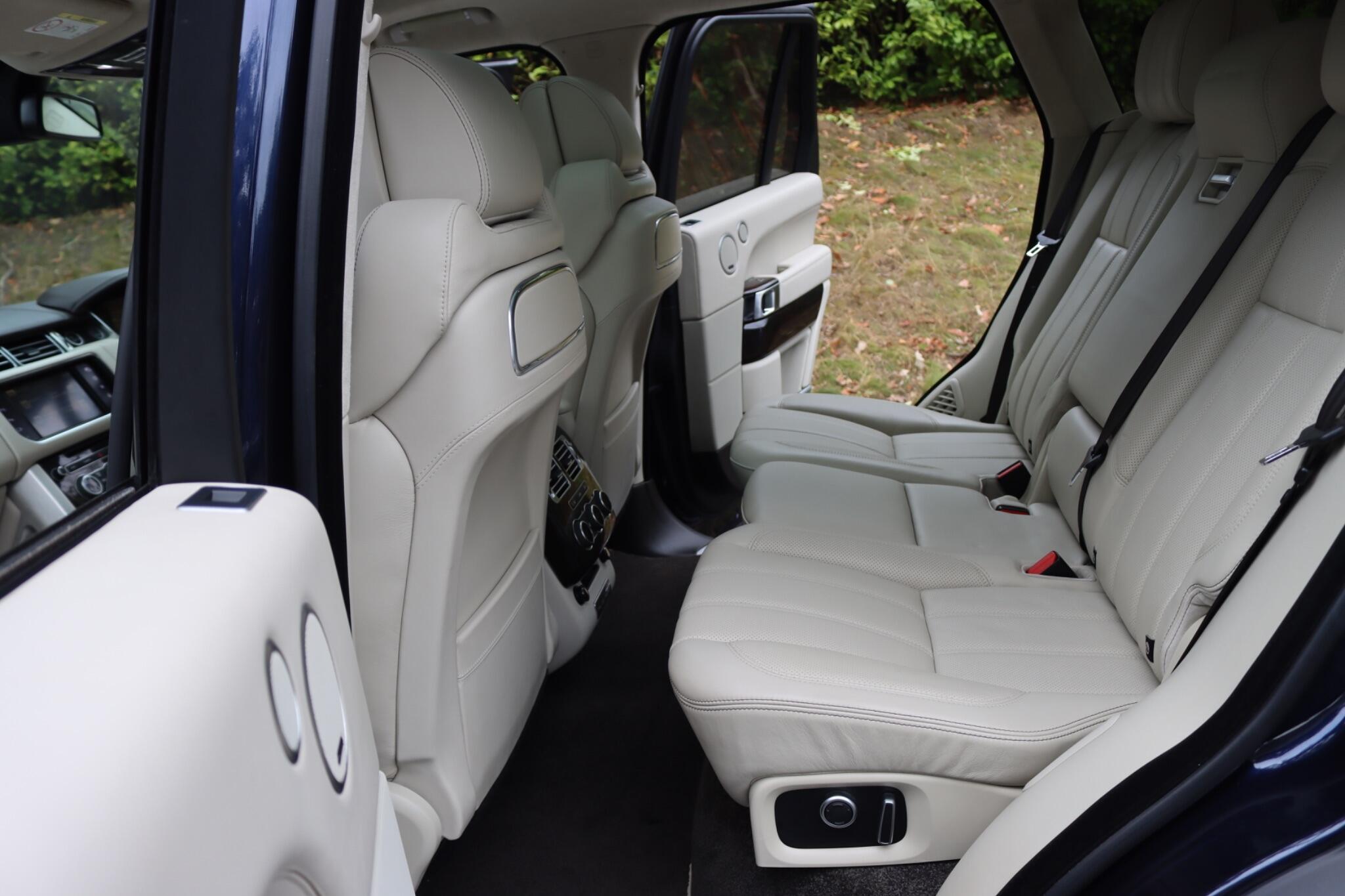 Land Rover Range Rover view 45