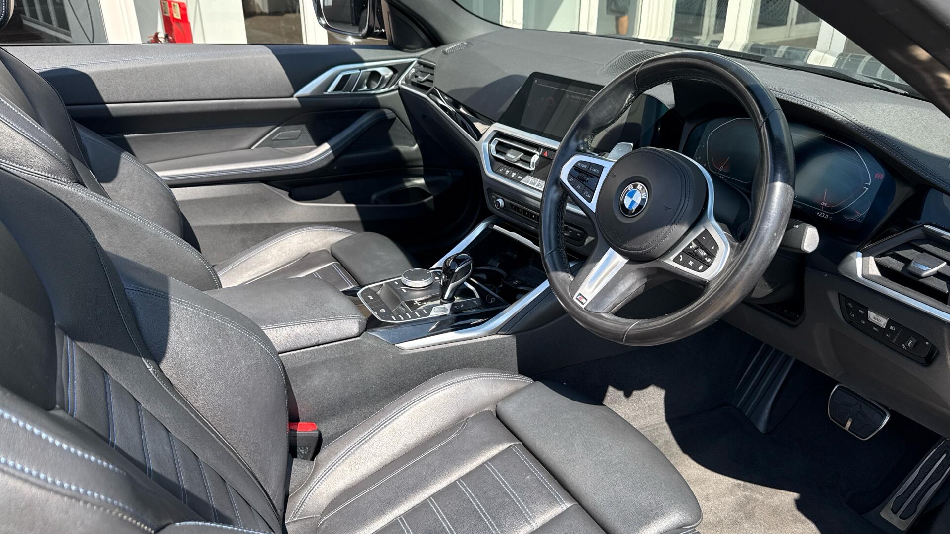 BMW 4 Series view 6