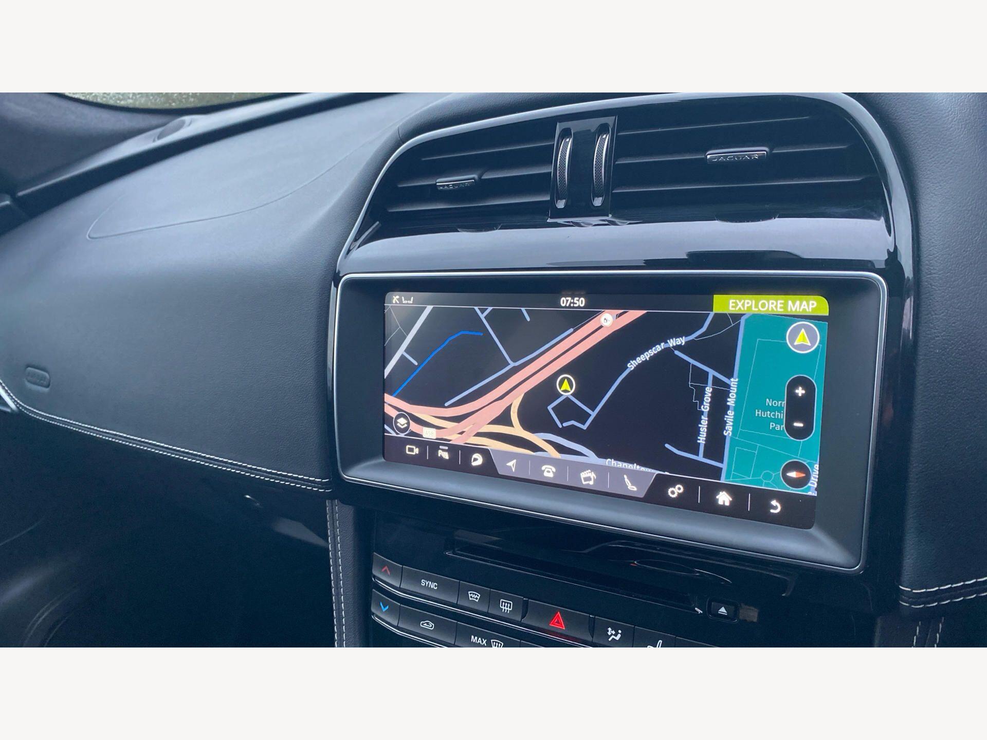 Jaguar F-Pace view 13