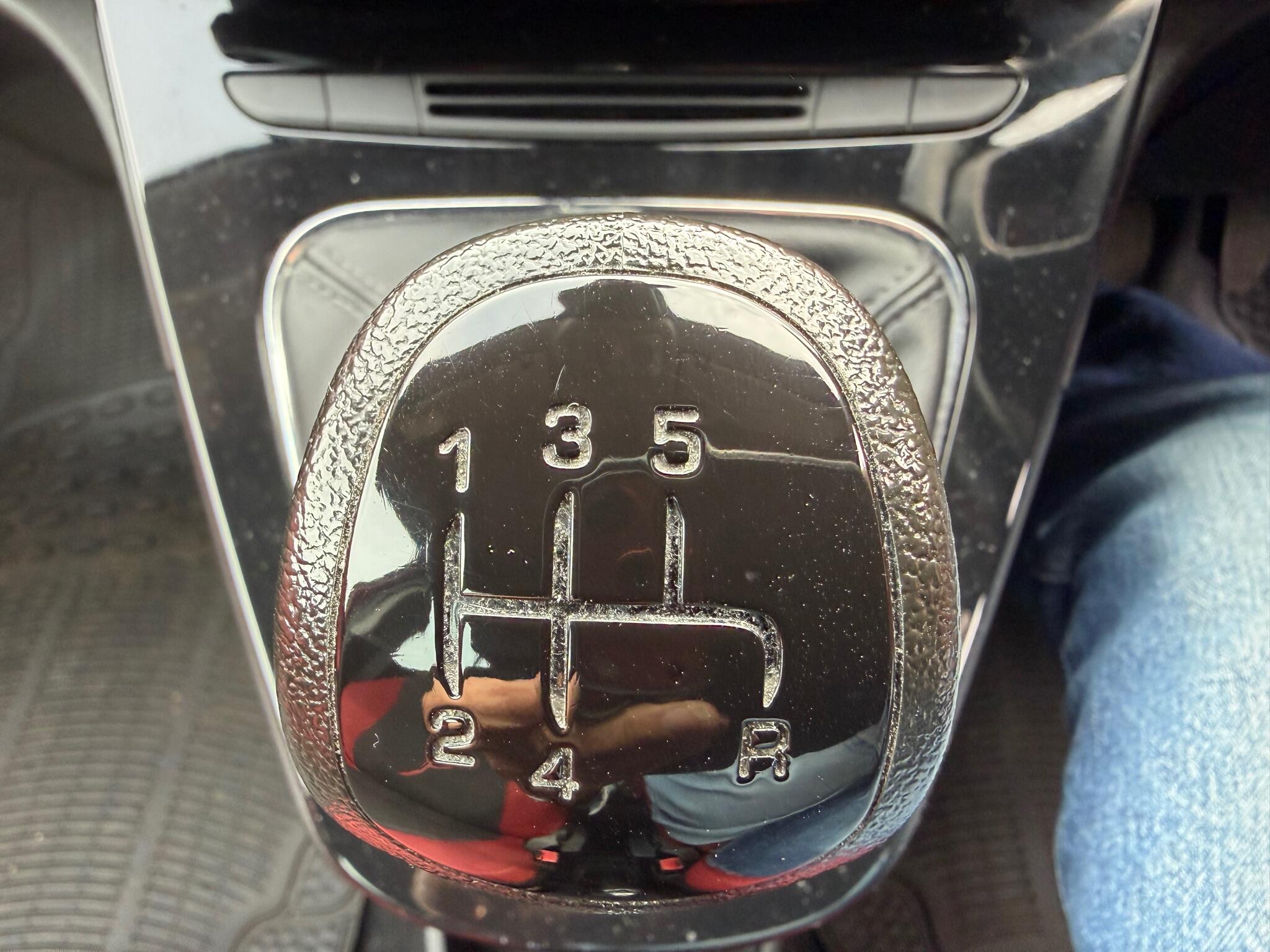 Chrysler Ypsilon view 23