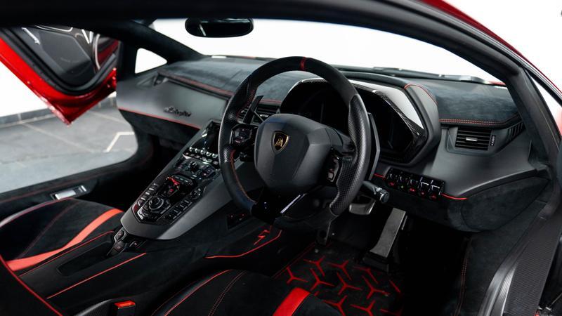 Lamborghini Aventador view 29