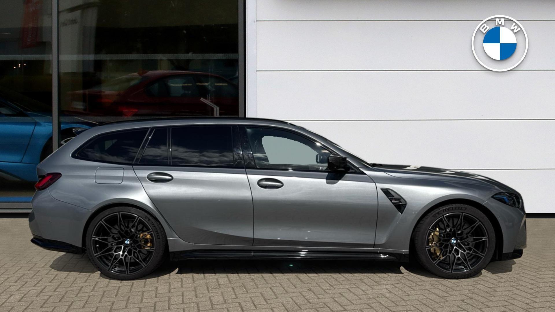 BMW M3 view 3