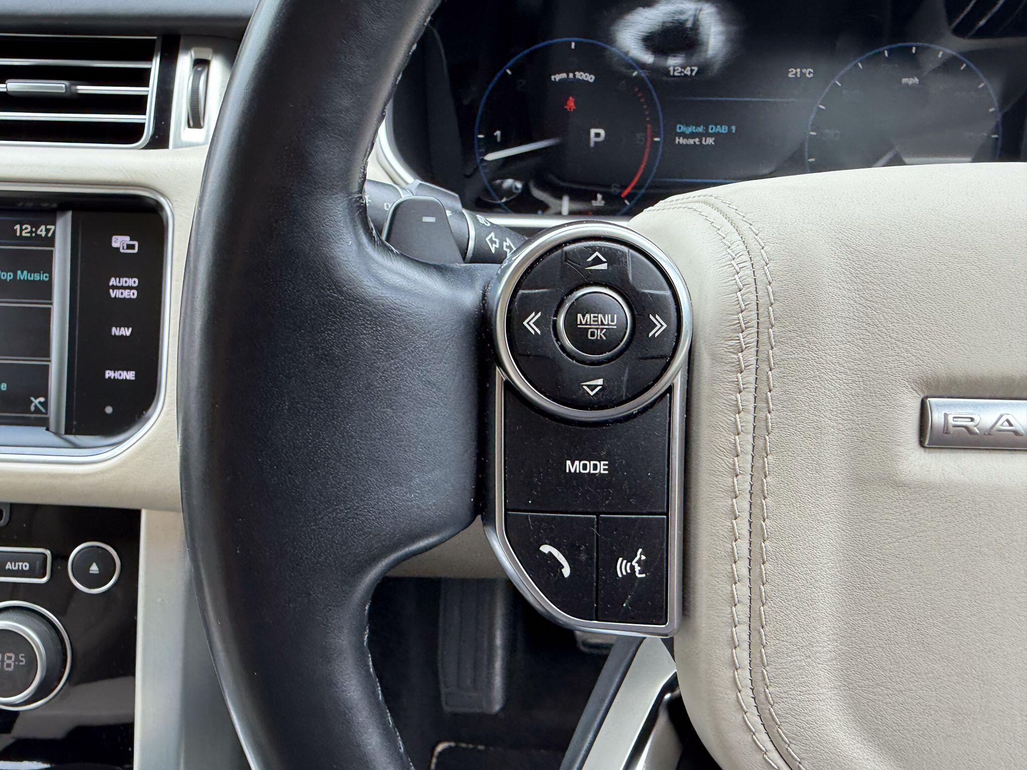 Land Rover Range Rover view 37