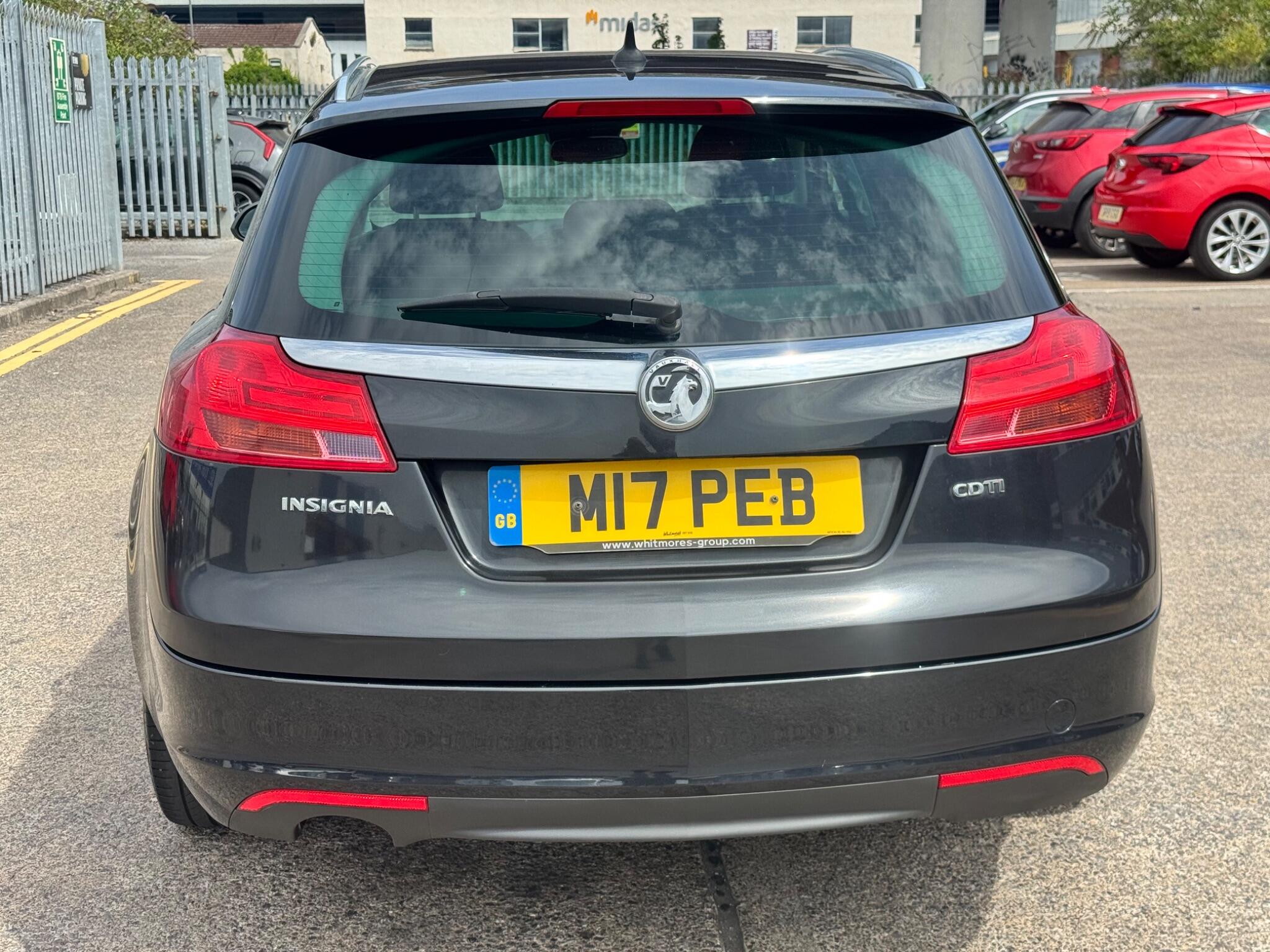 Vauxhall Insignia view 15
