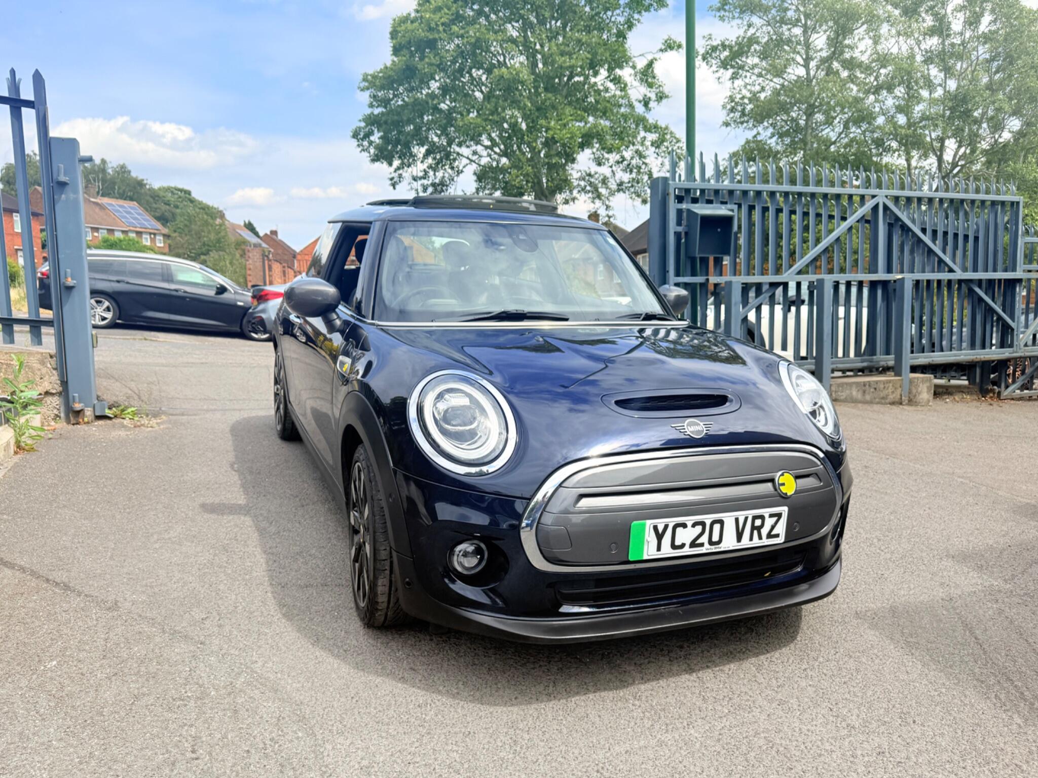 MINI Hatch view 59