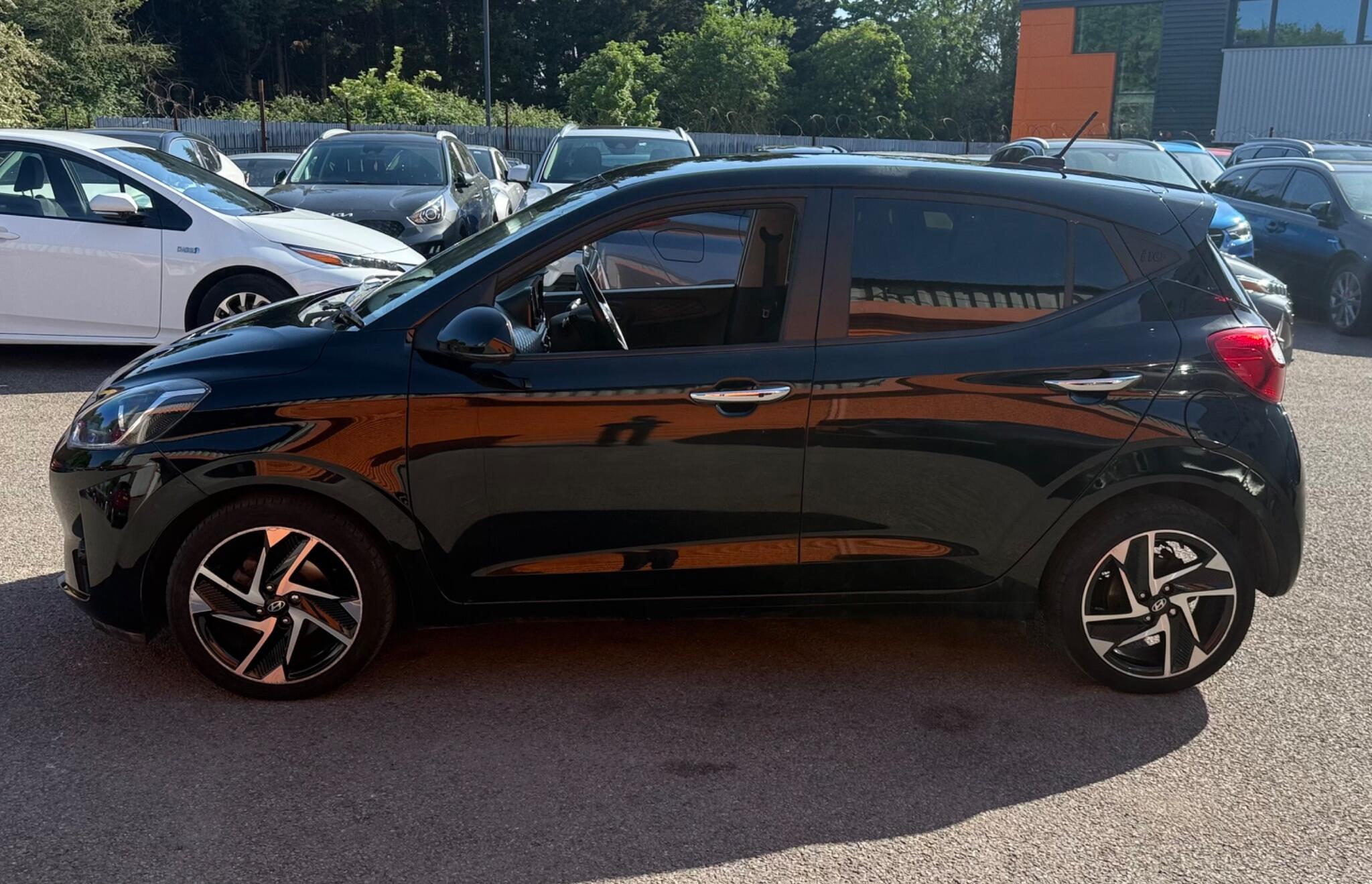 Hyundai I10 view 7