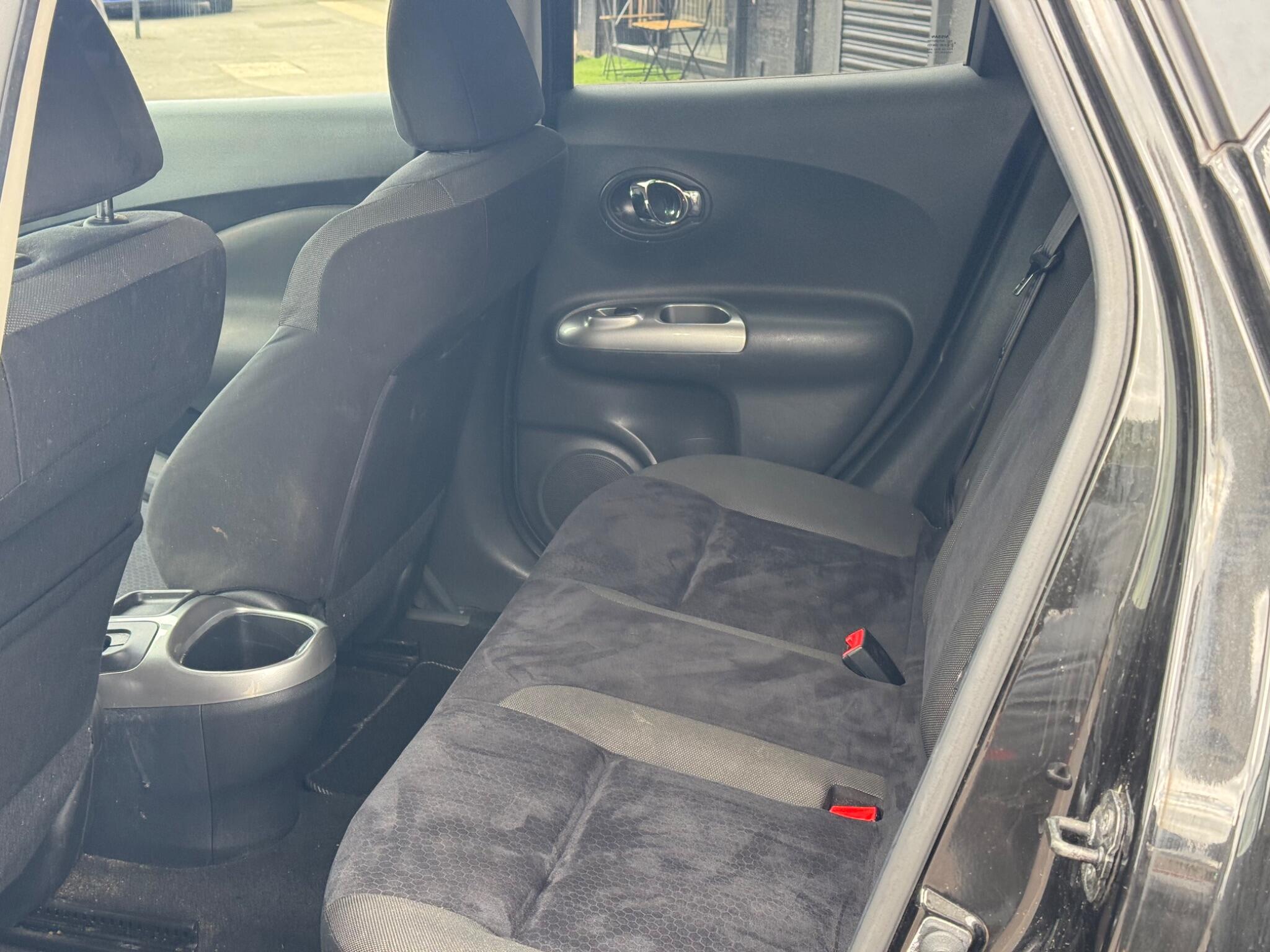 Nissan Juke view 25
