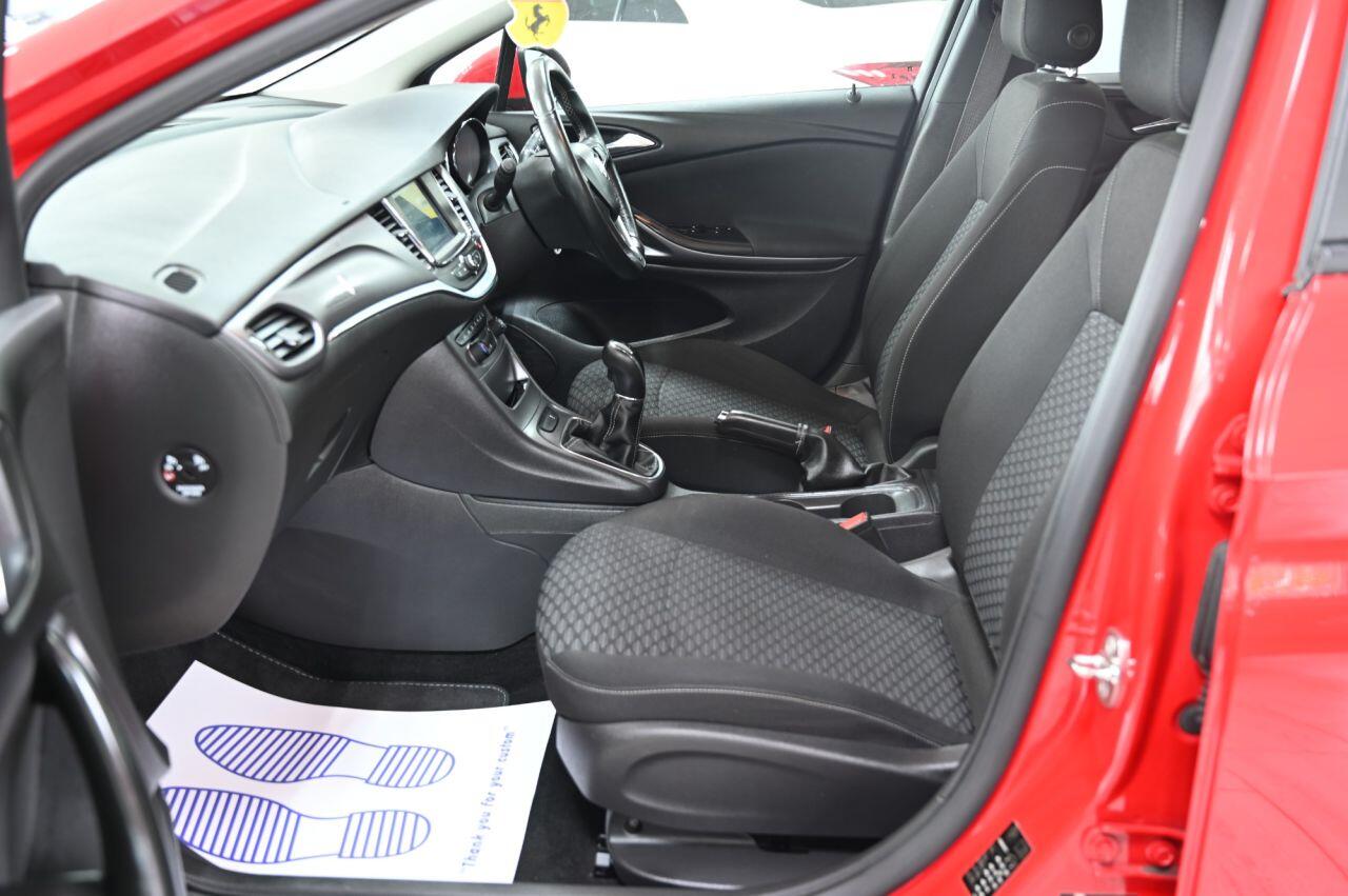 Vauxhall Astra view 14