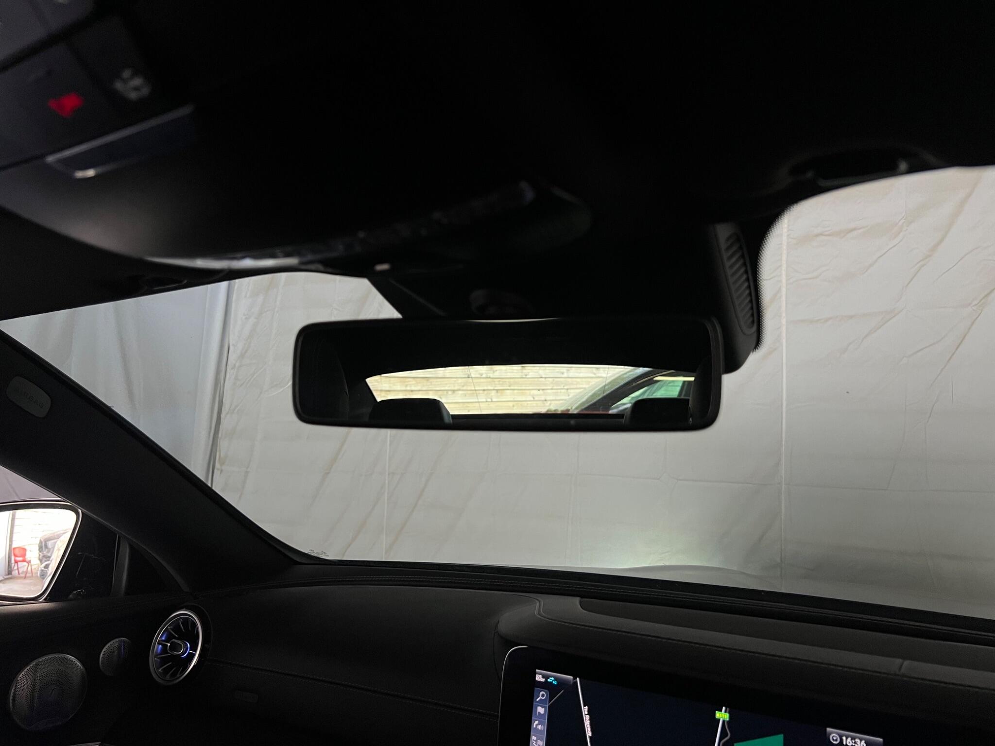 Mercedes-Benz E-Class view 50