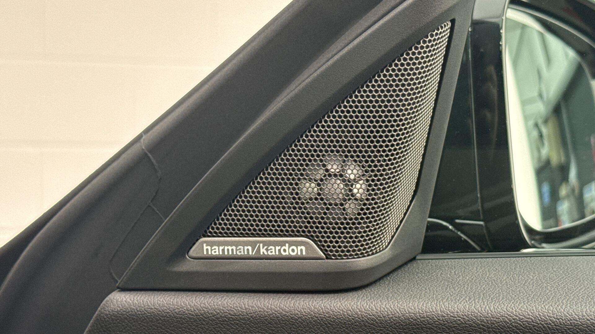 BMW 2 Series view 21